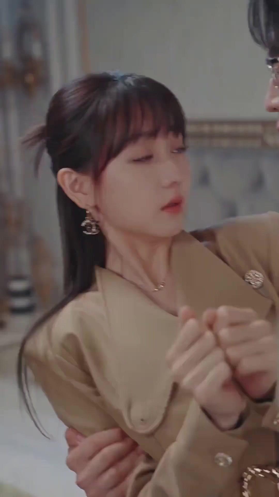 (Dubbed) Oh Nice! I Married the Mad Devil!