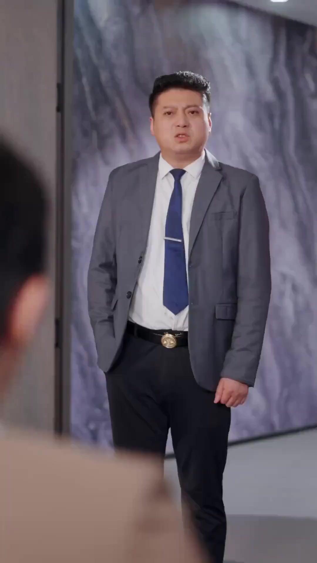 (Doblado)¡Cásate conmigo, demonio!