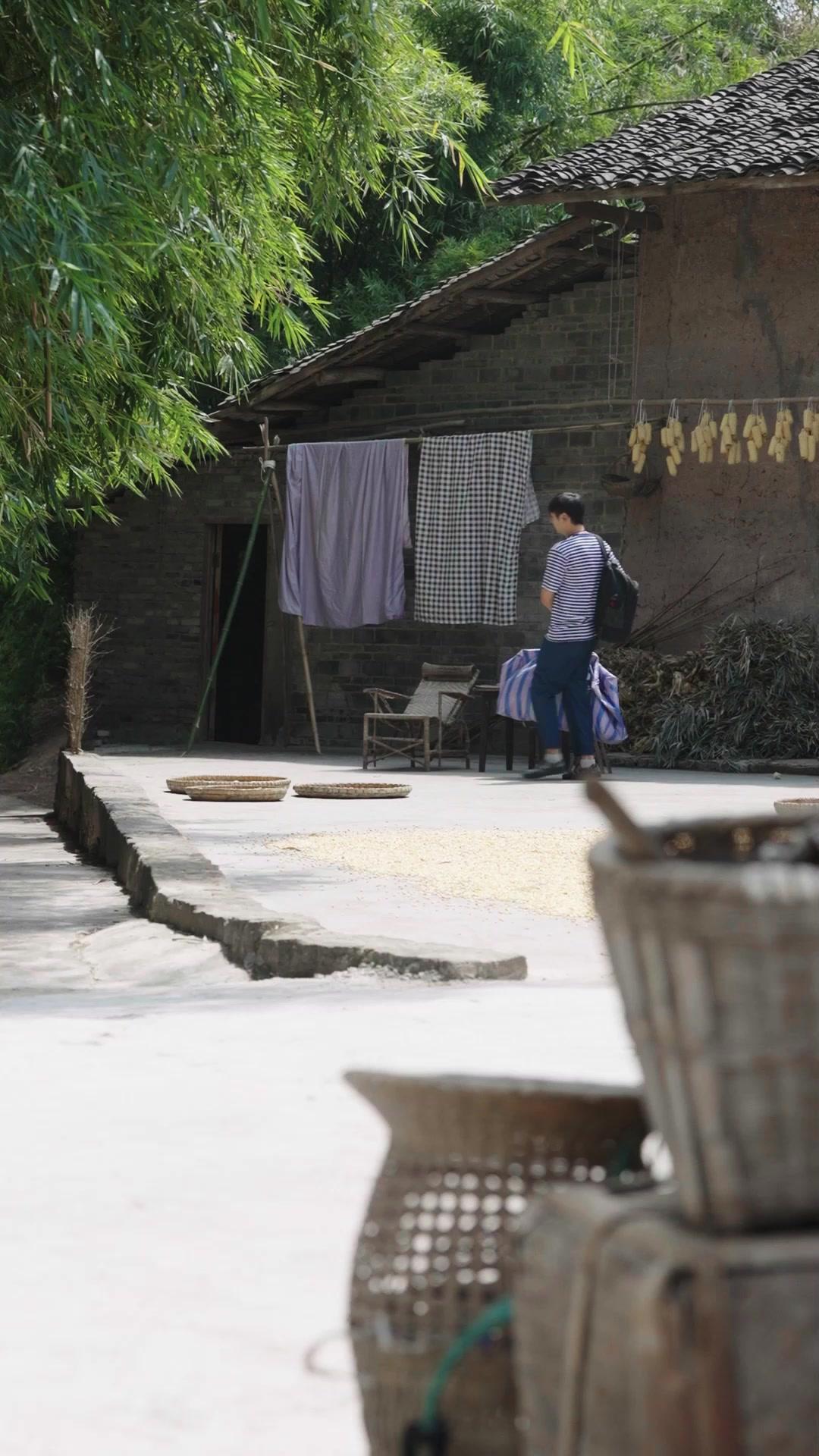 Entrega de Delivery: A CEO Linda e Teimosa se Apaixonou por Mim
