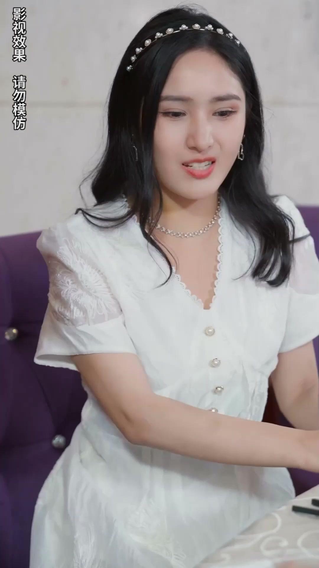 CAMILLE AUX MILLE VISAGES