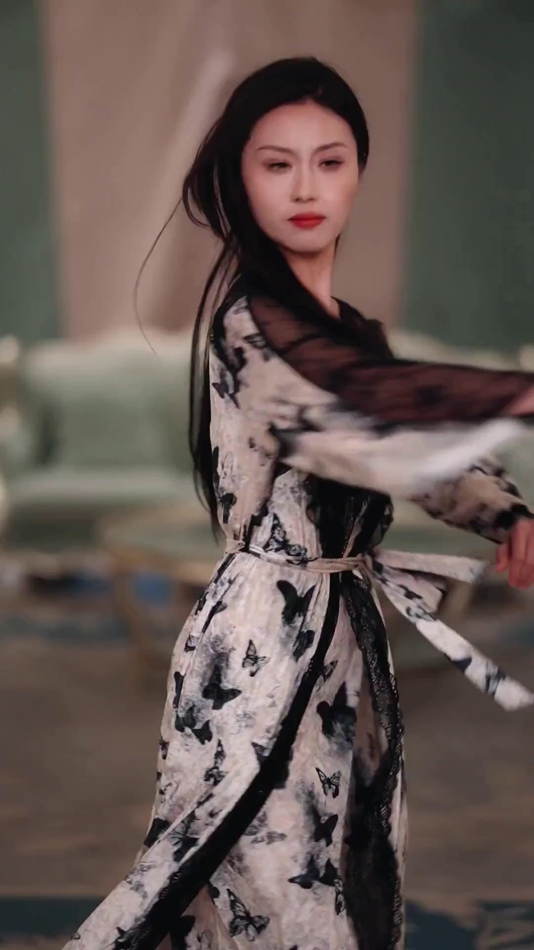 (พากย์เสียง) เปิดเนตรสวรรค์ ป่วนเมืองใหญ่