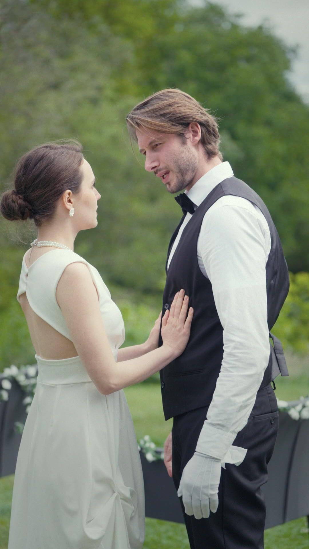 Oops! I Accidentally Married the CEO