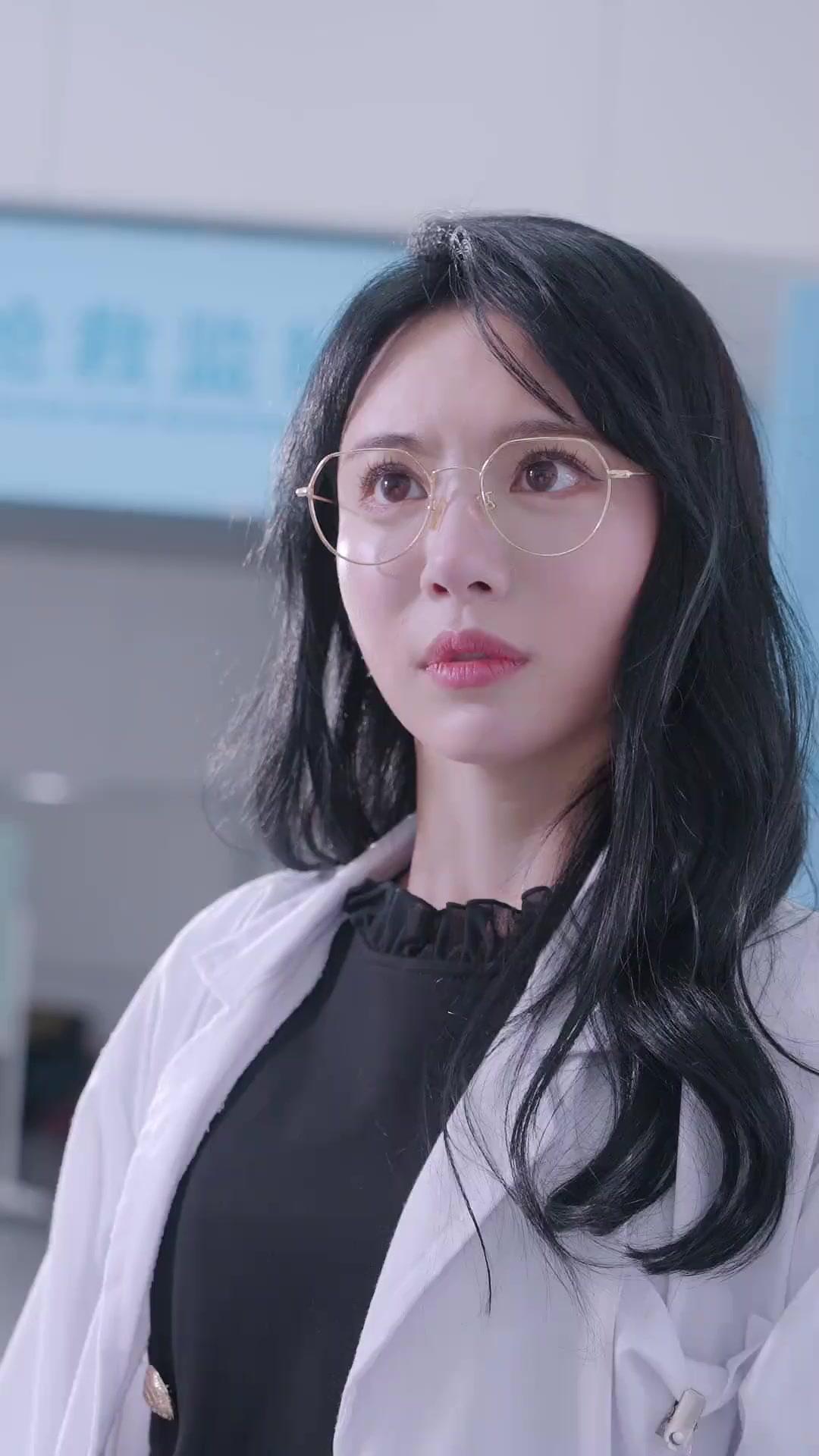 From Top Surgeon to Trash?