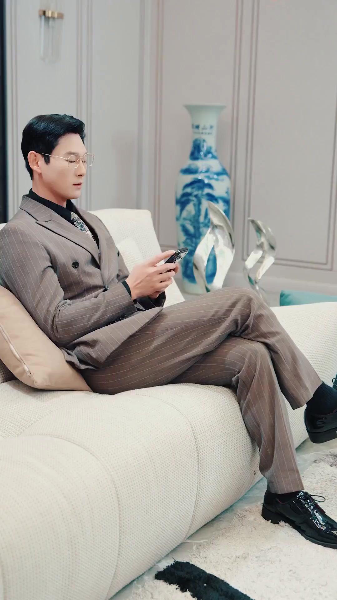 (吹き替え) SSSSS級・獄中龍の帰還無双