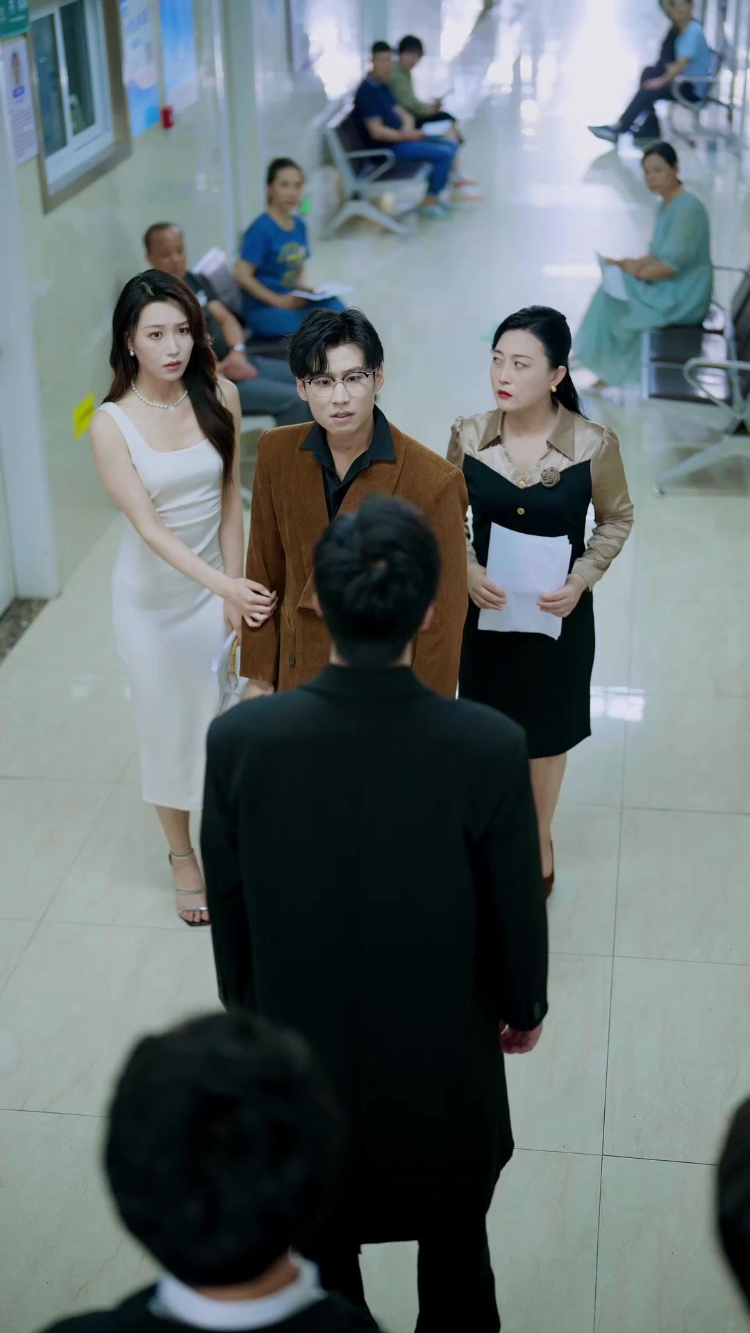 Caged by My Psycho Ex