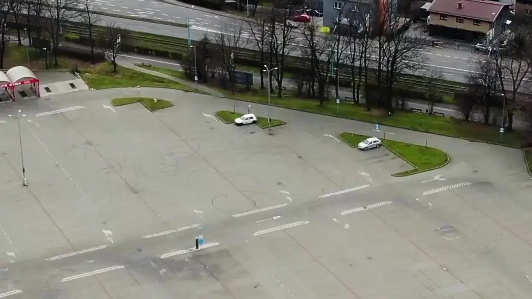 Becoming the Divorce Lawyer of My Billionaire Husband: The Moment Trust Becomes a Liability