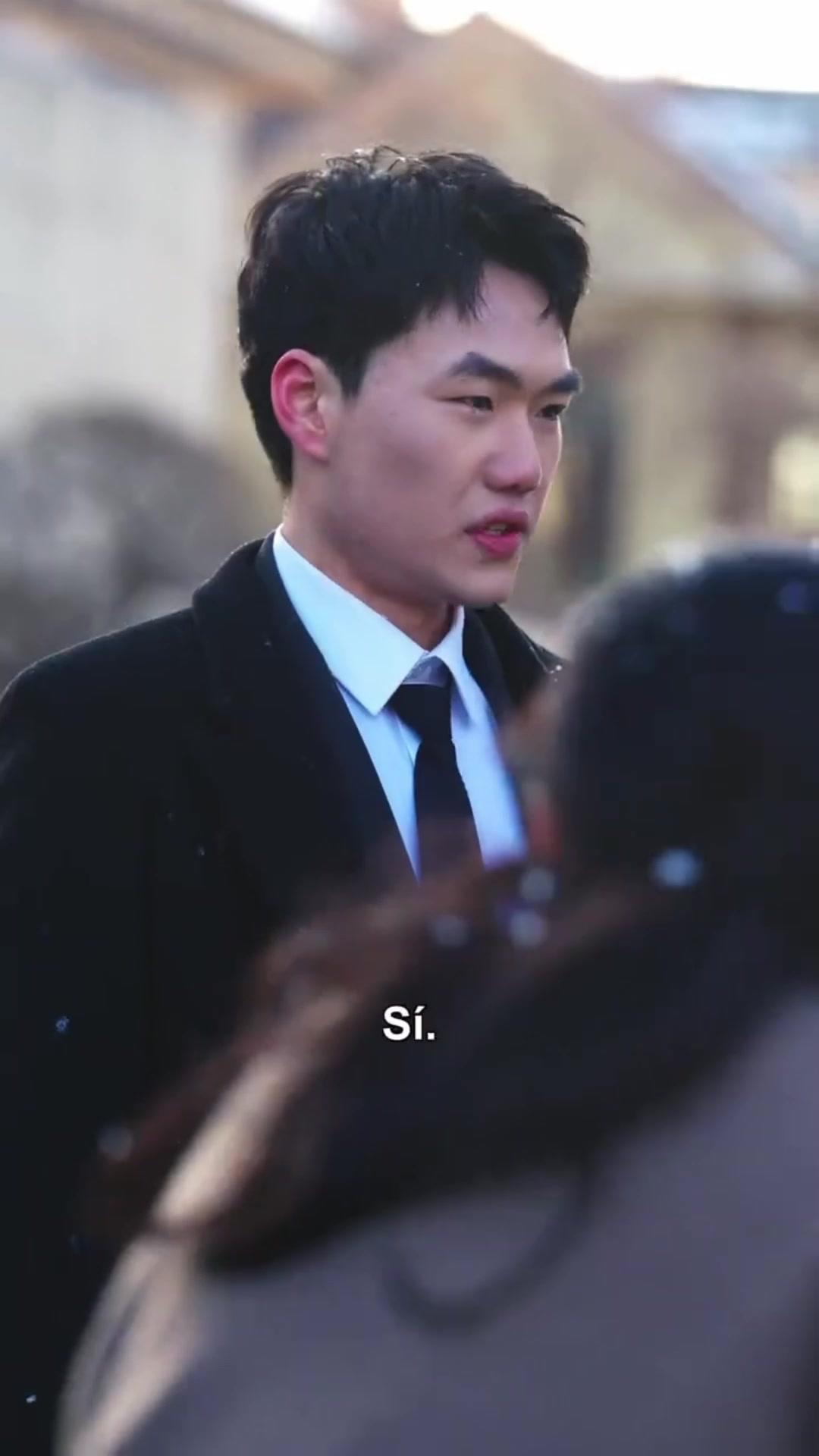 (Doblado)Amor en invierno: destino en el gran hotel