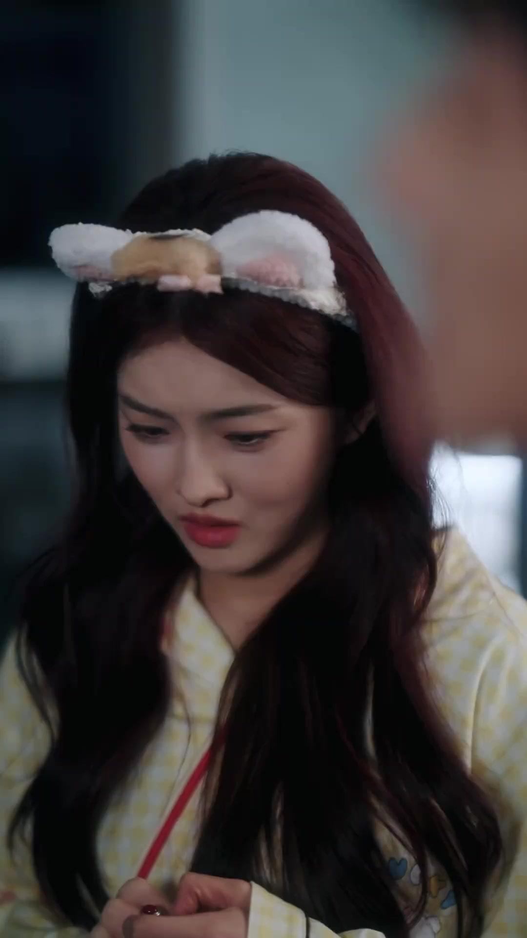 Peluk Kau, Sebelum Senja