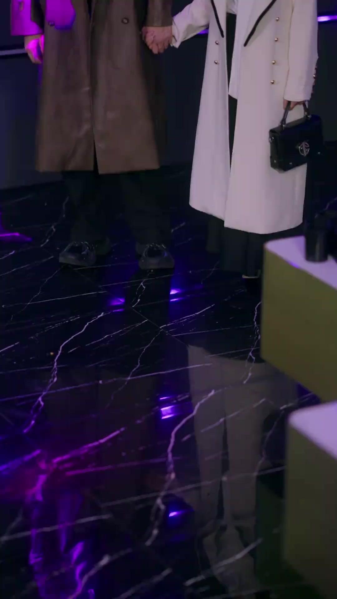 Oops! My Boss Has A Crush on Me!