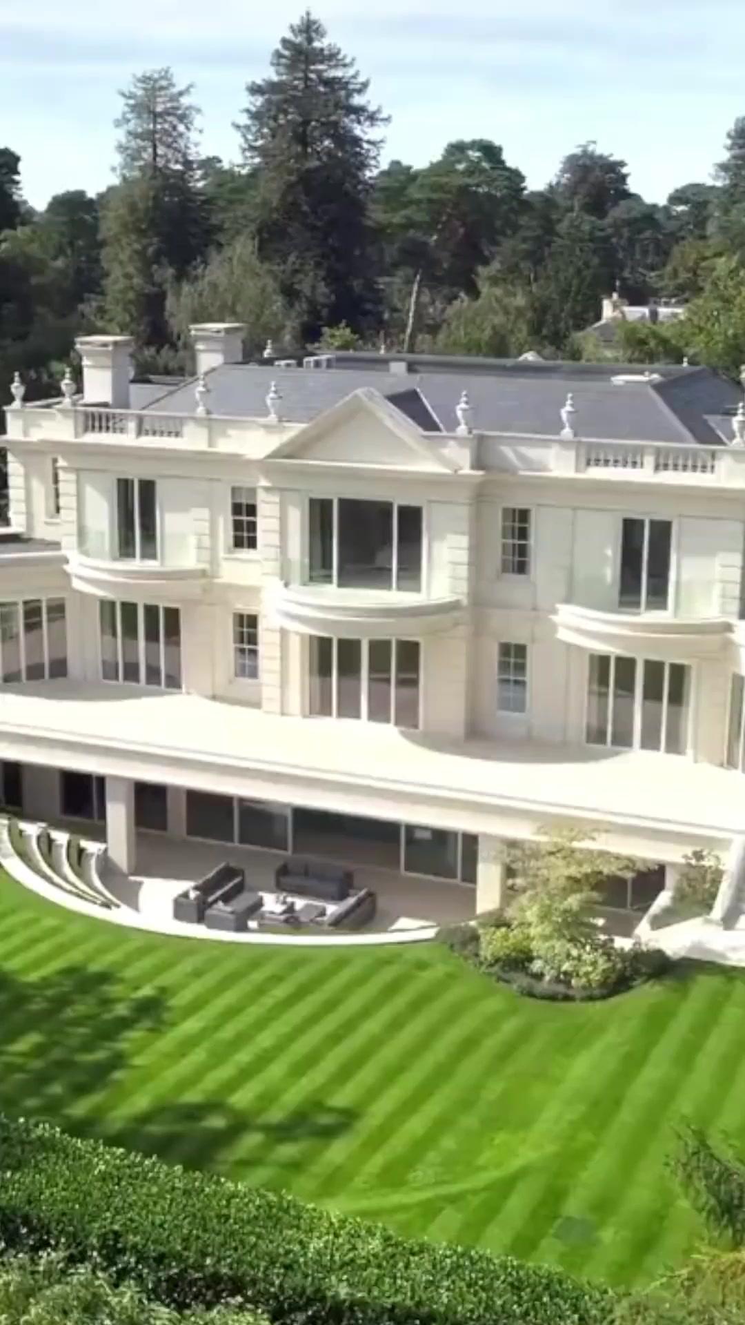 The Billionaire's Second Chance