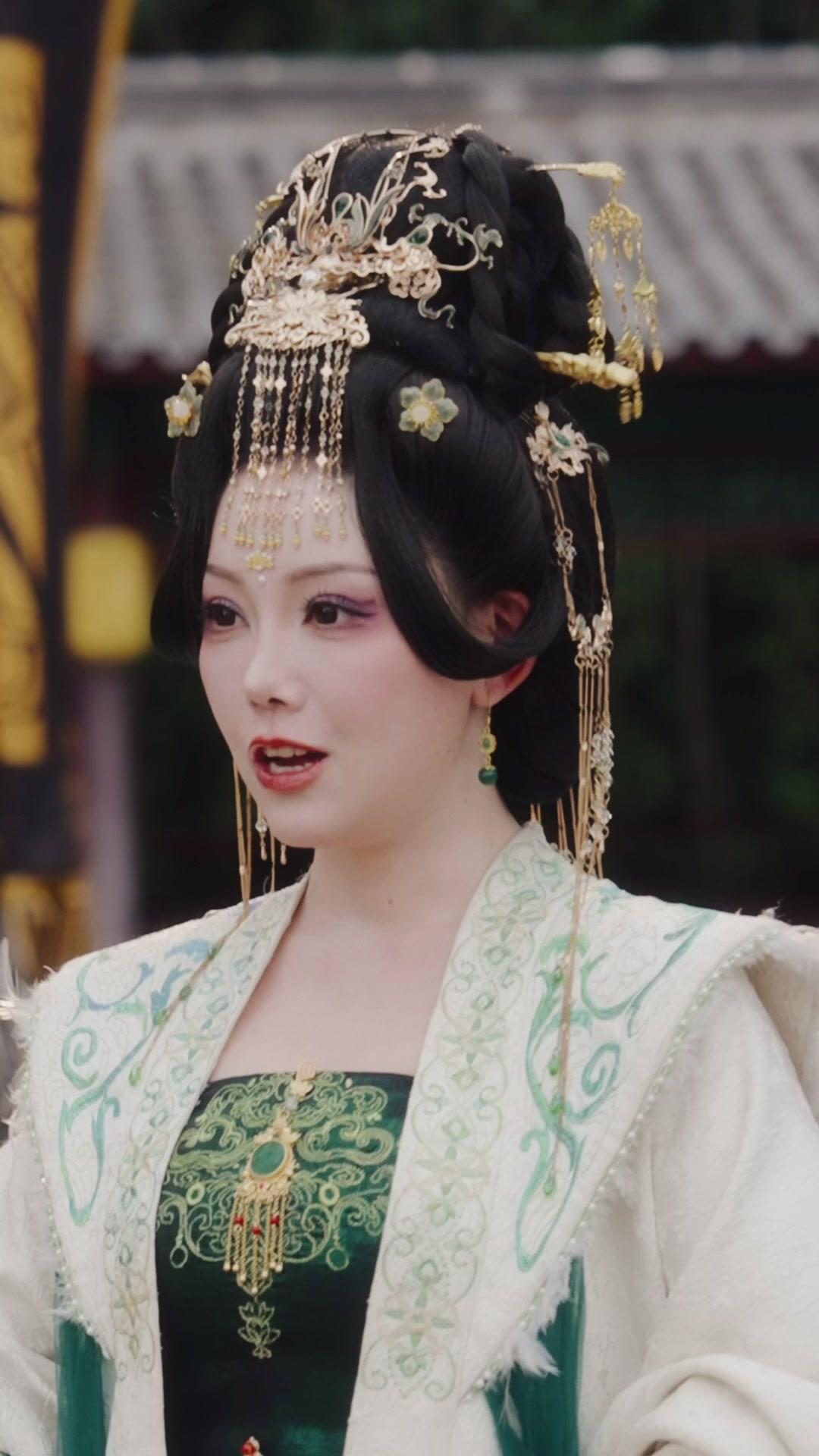 Langit Istana Tak Lagi Sama