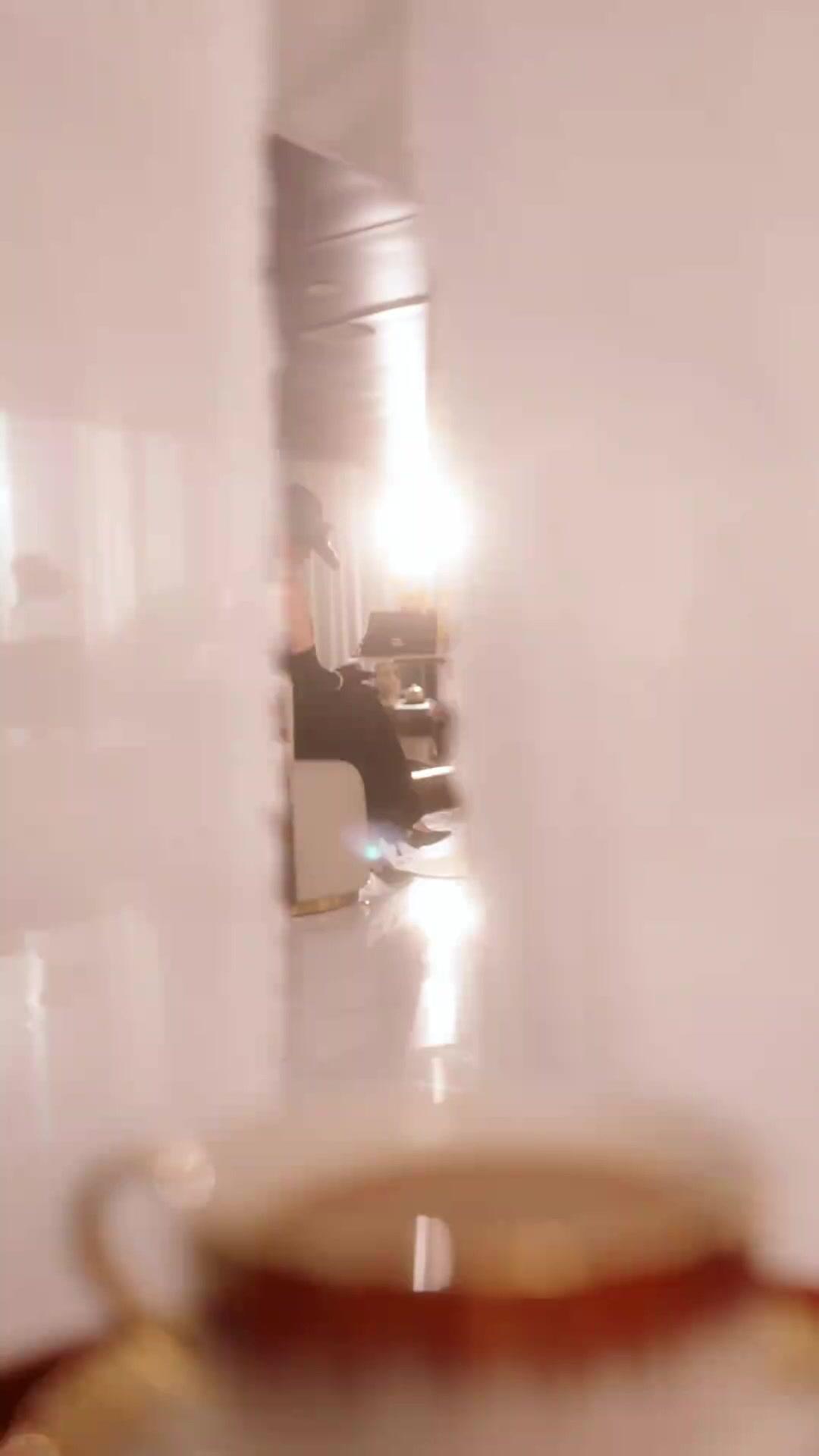 Süße Kids helfen – Blitzheirat-Mami: süß & edgy