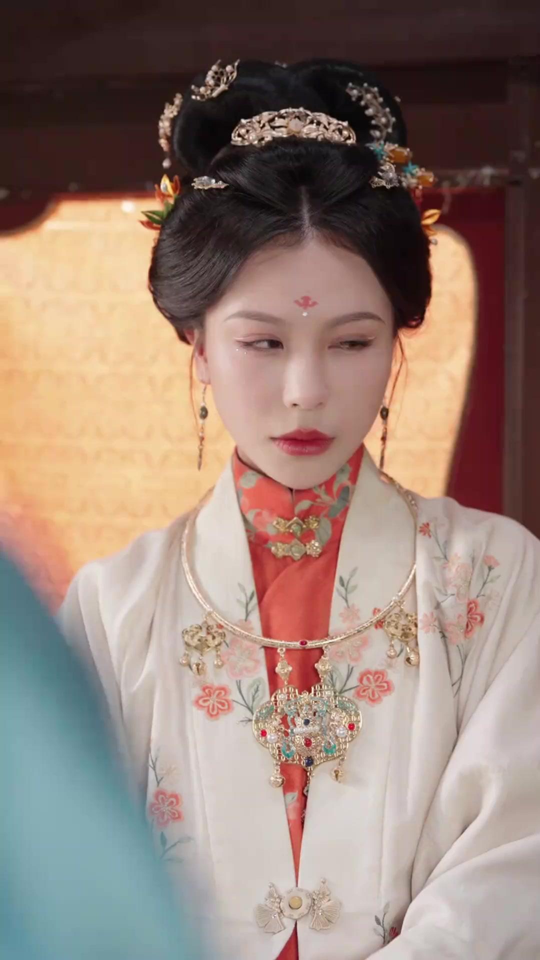 Puteri Mahkota Pilihan Takdir