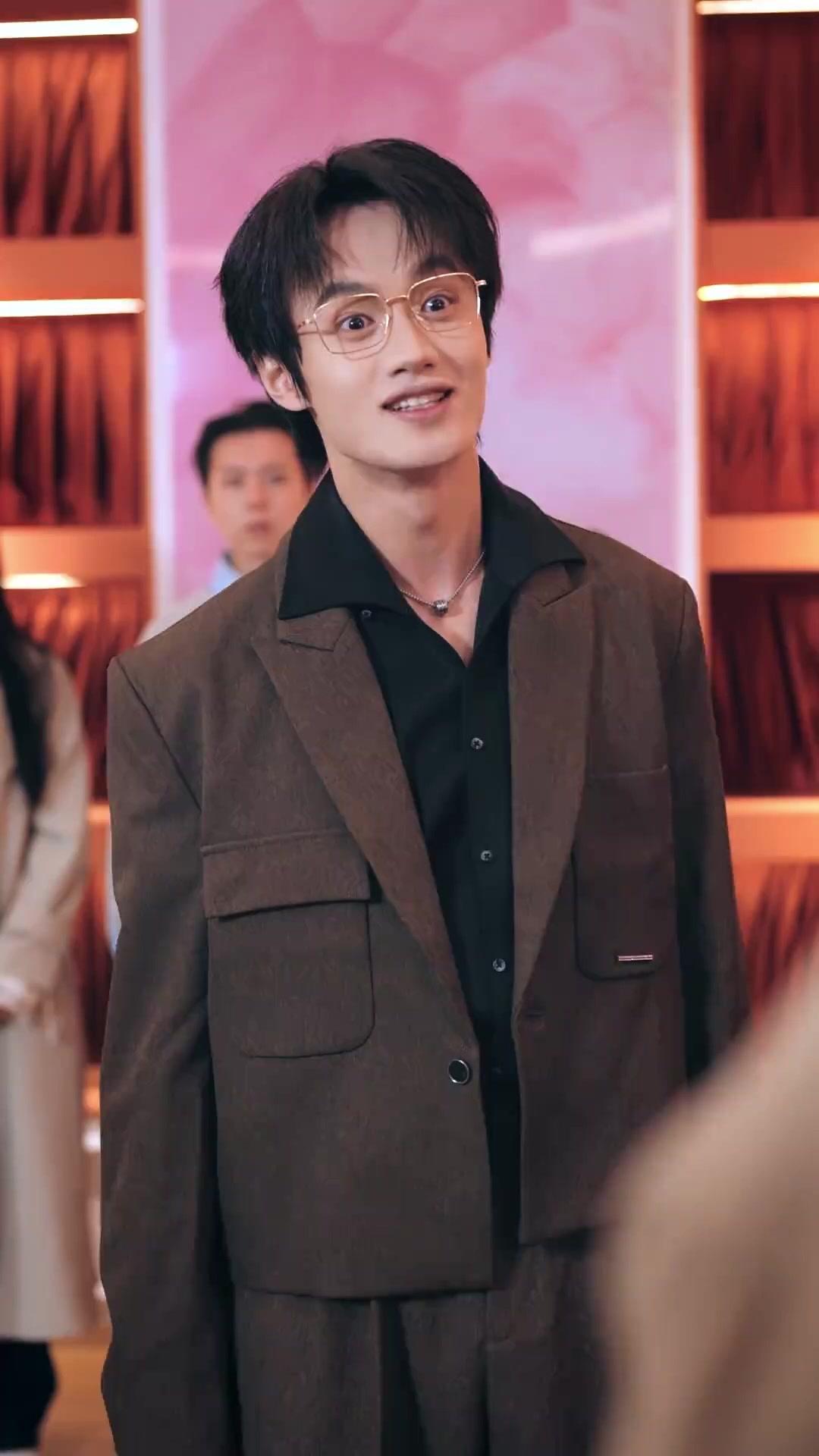 偽りの婿が全てを奪う前に ～会長、すべてを見抜く～