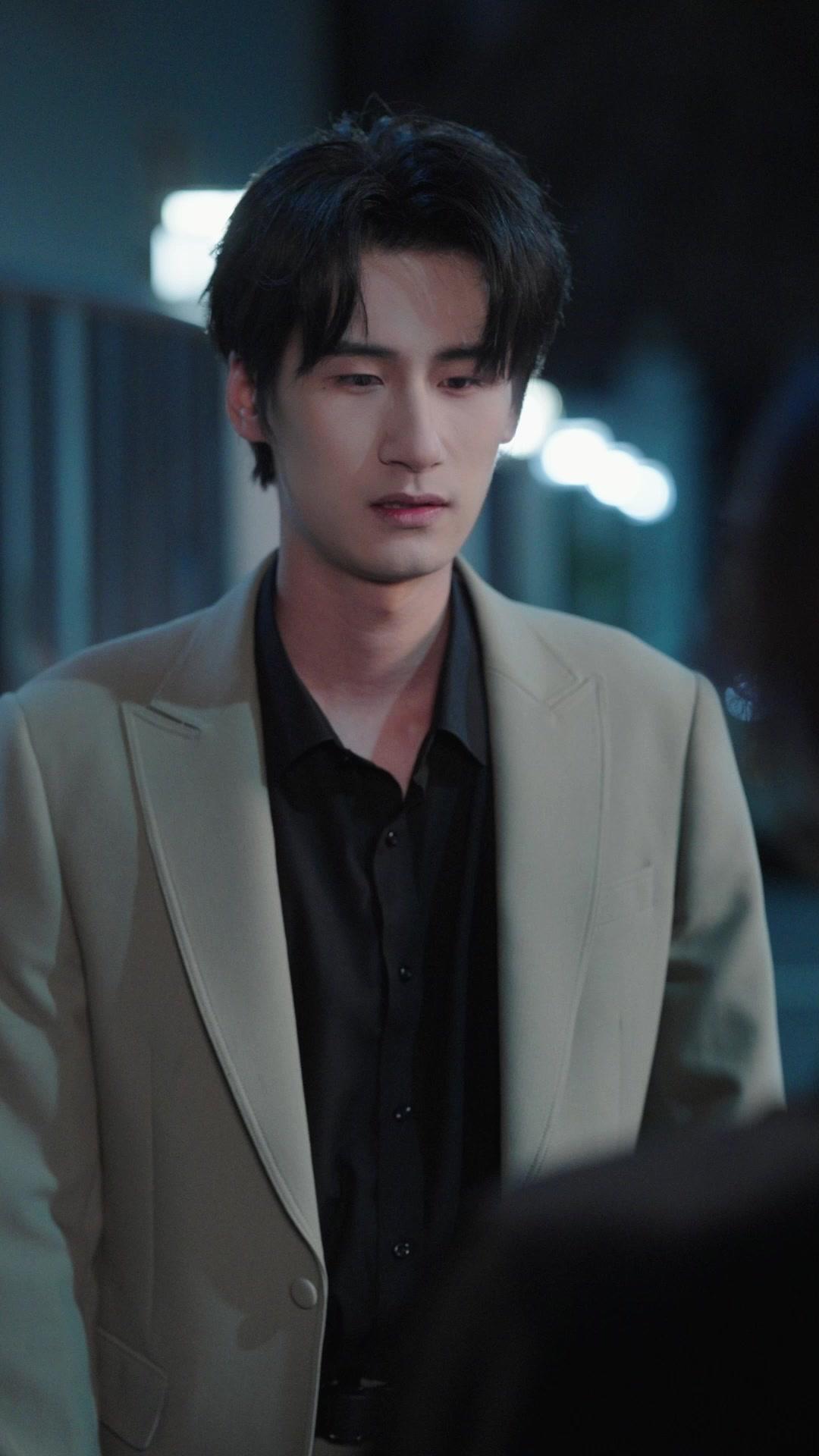 Vợ Tổng Tài Mặc Áo Giáp Sắt 