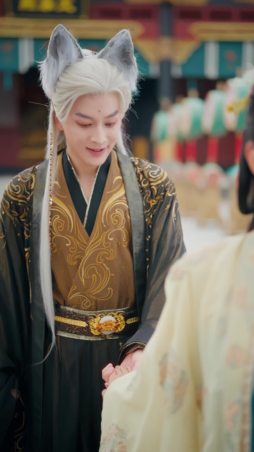 Güzel Prenses ve Kurt Kralı