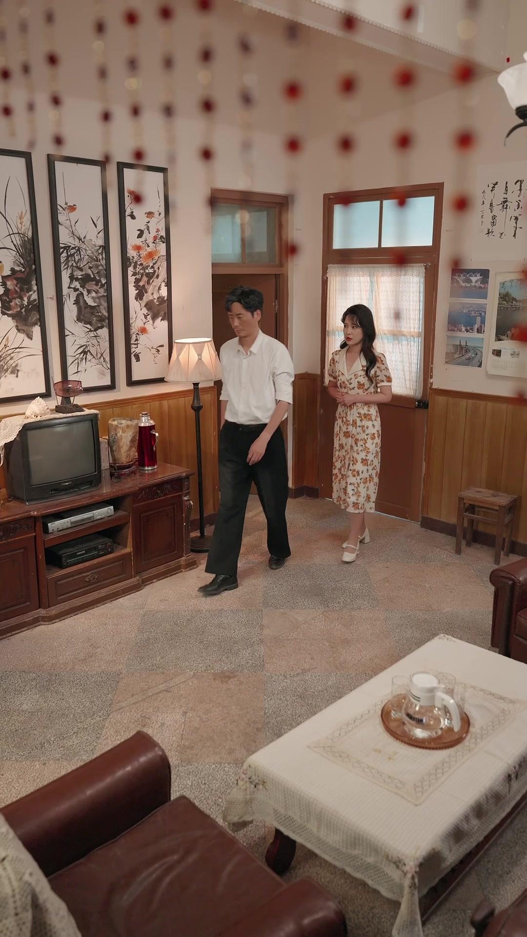 Cinta yang penuh bohongan