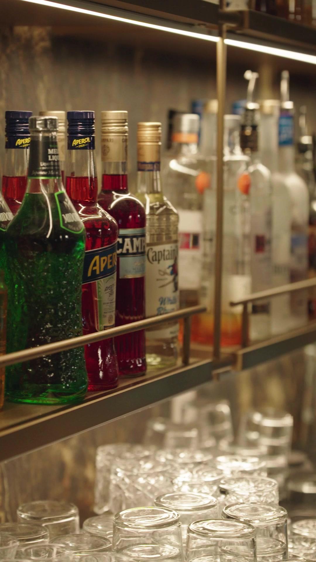 Cien despedidas, sin mirar atrás