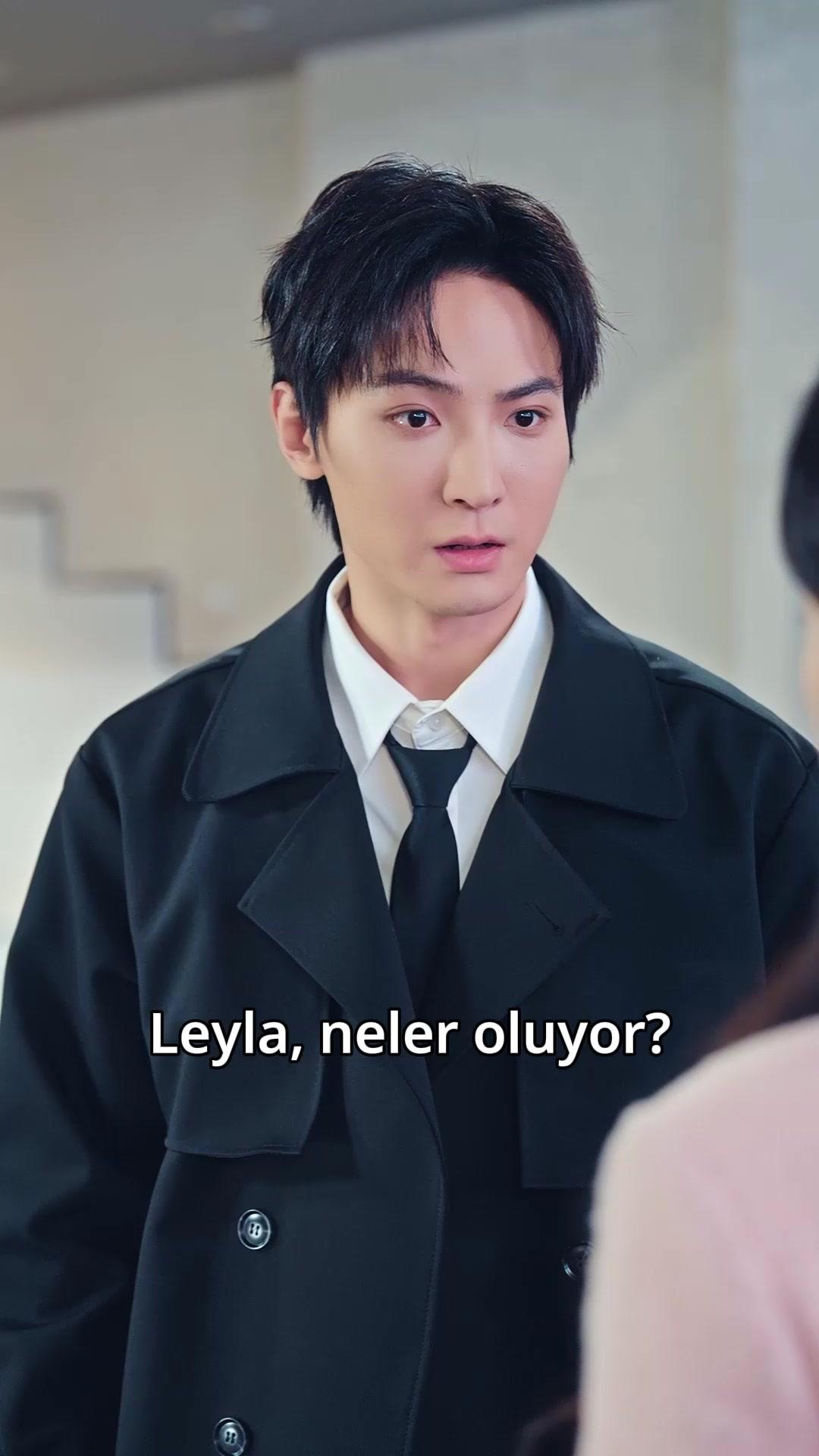 Soğukta Tek Başına Açan Çiçek