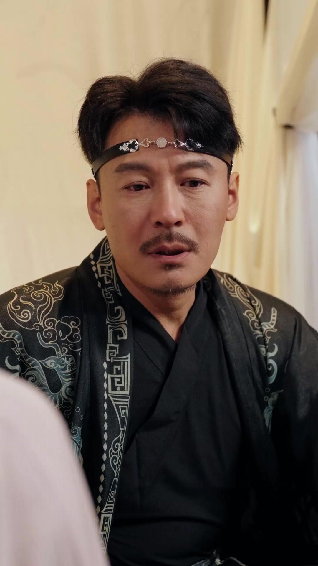 Phong Trần Bán Tửu