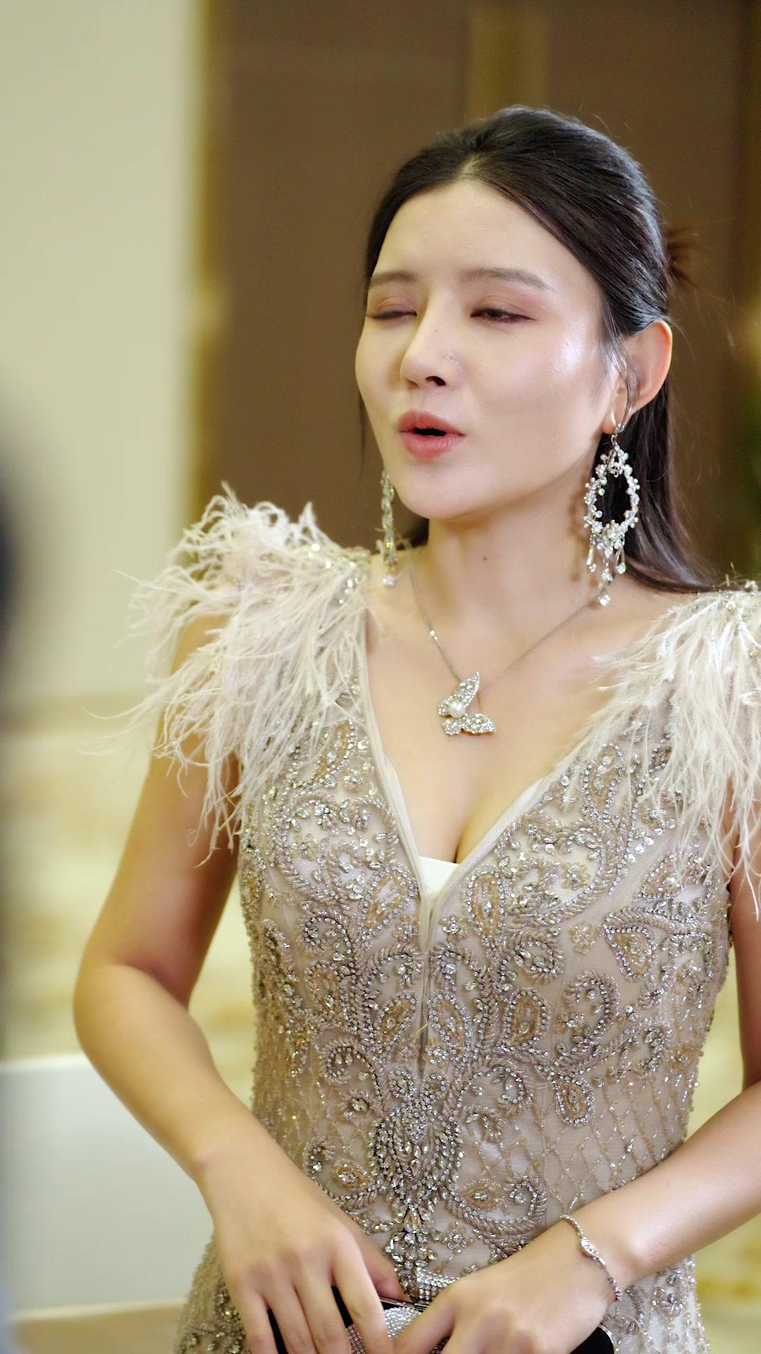 L’ARGENT AUX FEMMES, LE SUCCÈS POUR MOI