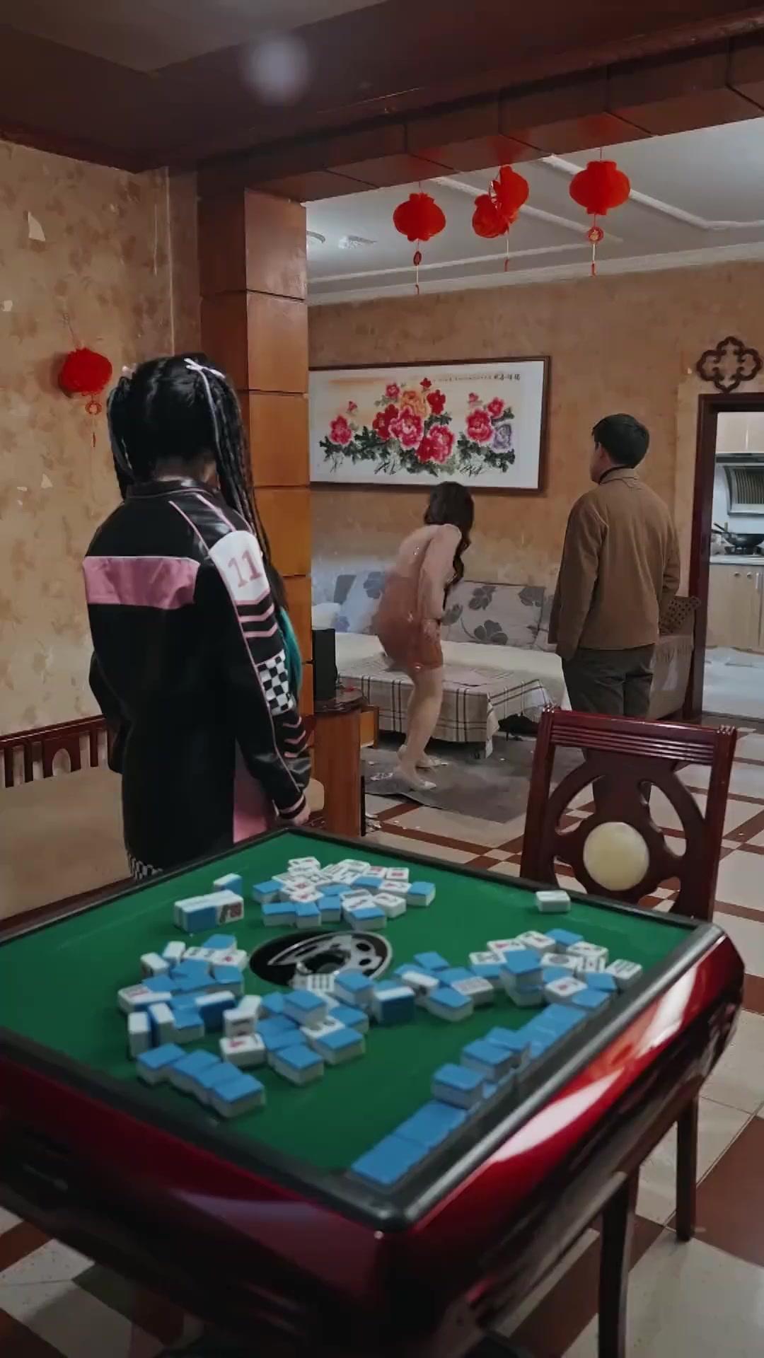 Yeniden Doğunca, Parayı Patlatıp Bağları Kopardım