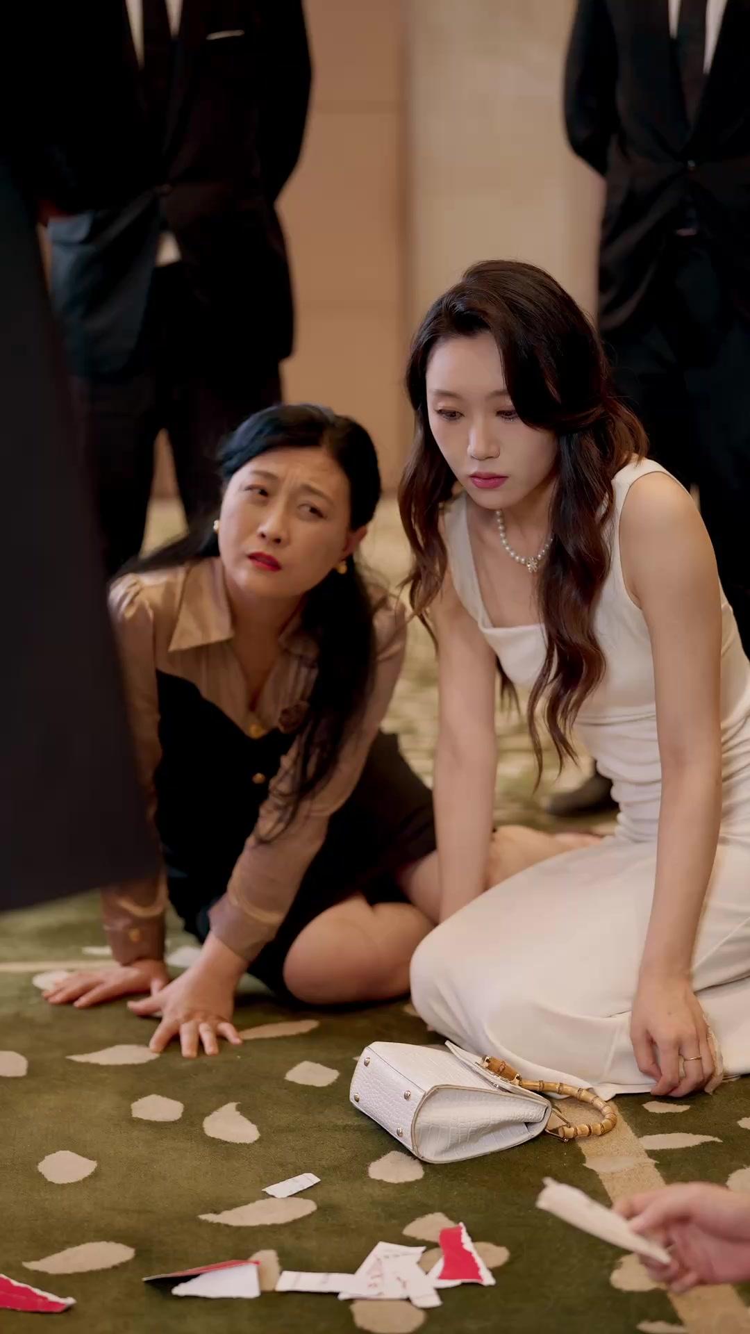 Caged by My Psycho Ex