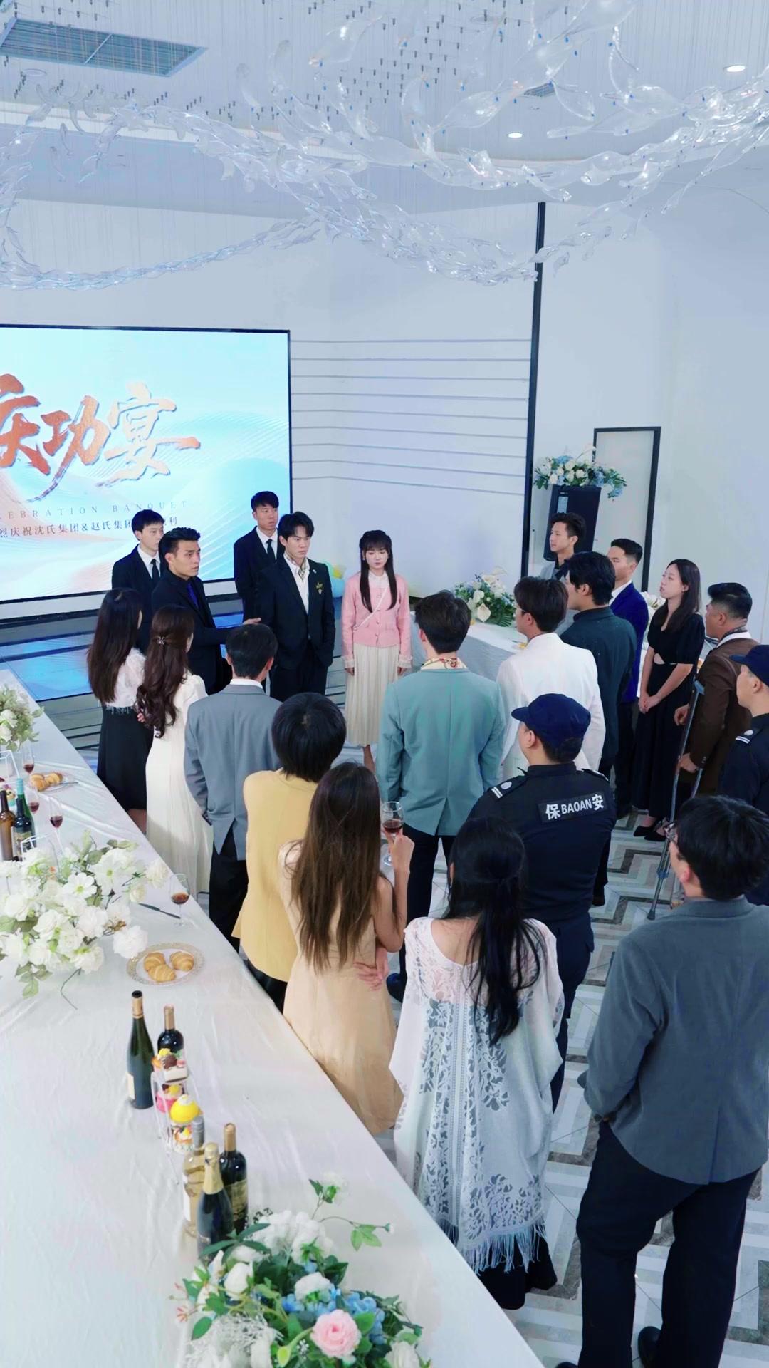 Hell Kitty Lashing Out