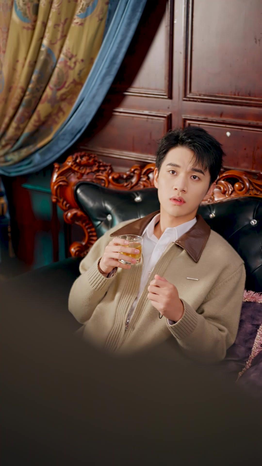 Iblis Topeng Misterius