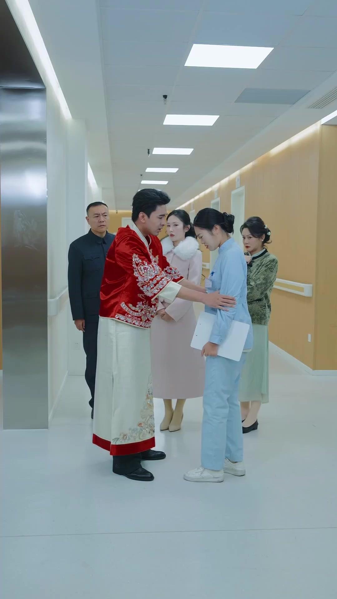 On My Wedding Day, Mom DIED!