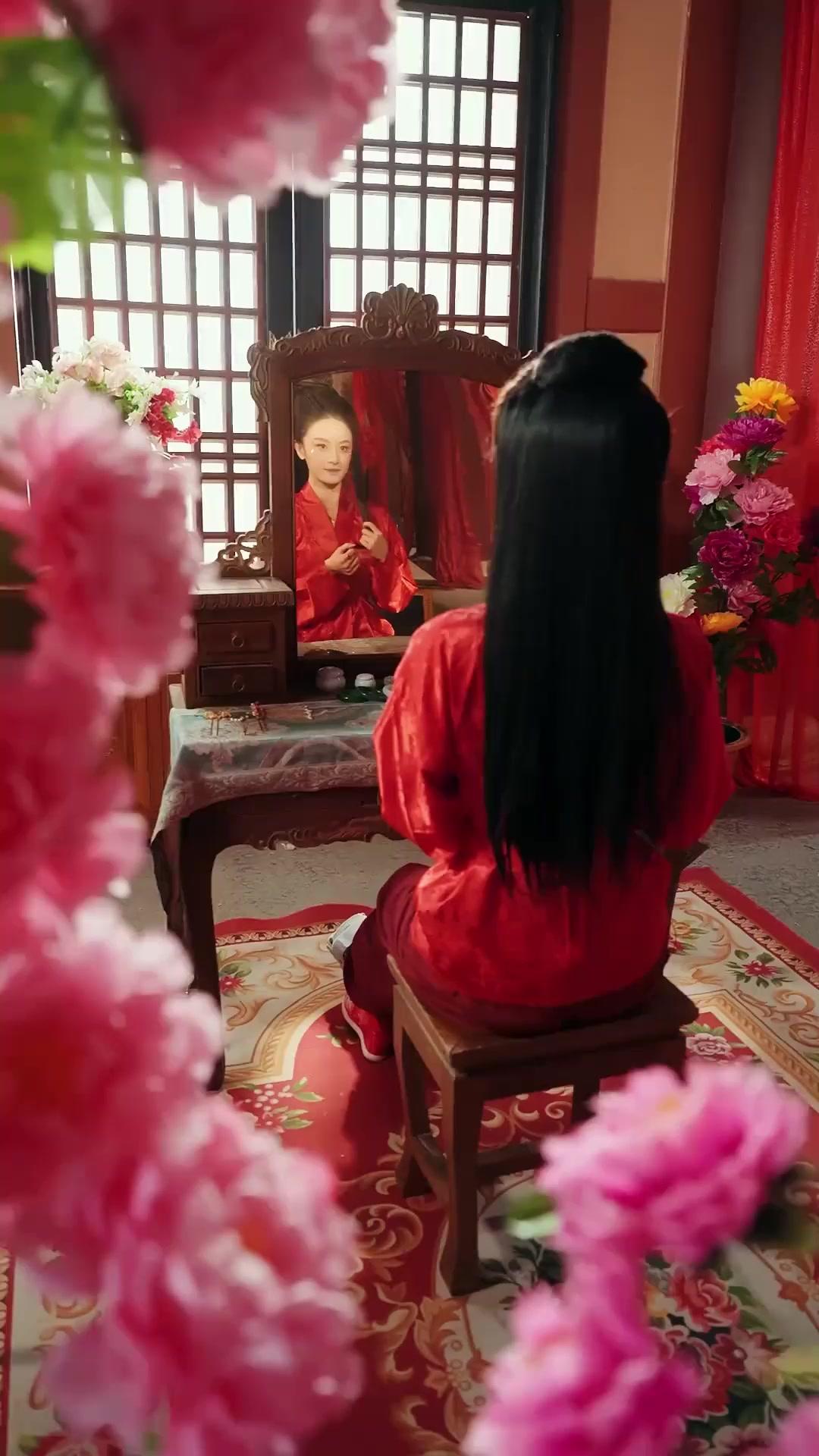 （國語）燕歸樓裡鳳還巢