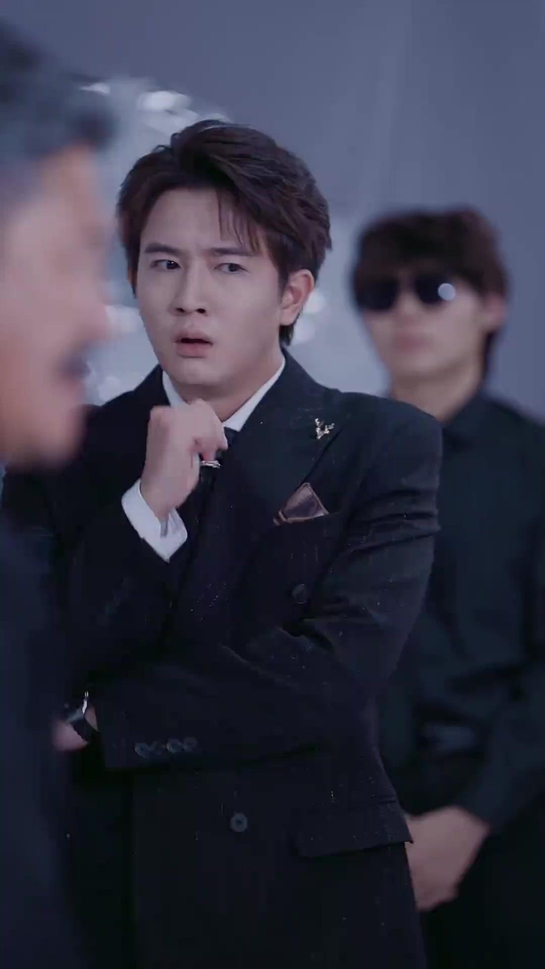 (Dubbing) Budak 7 Tahun, Jiwa Buyut!