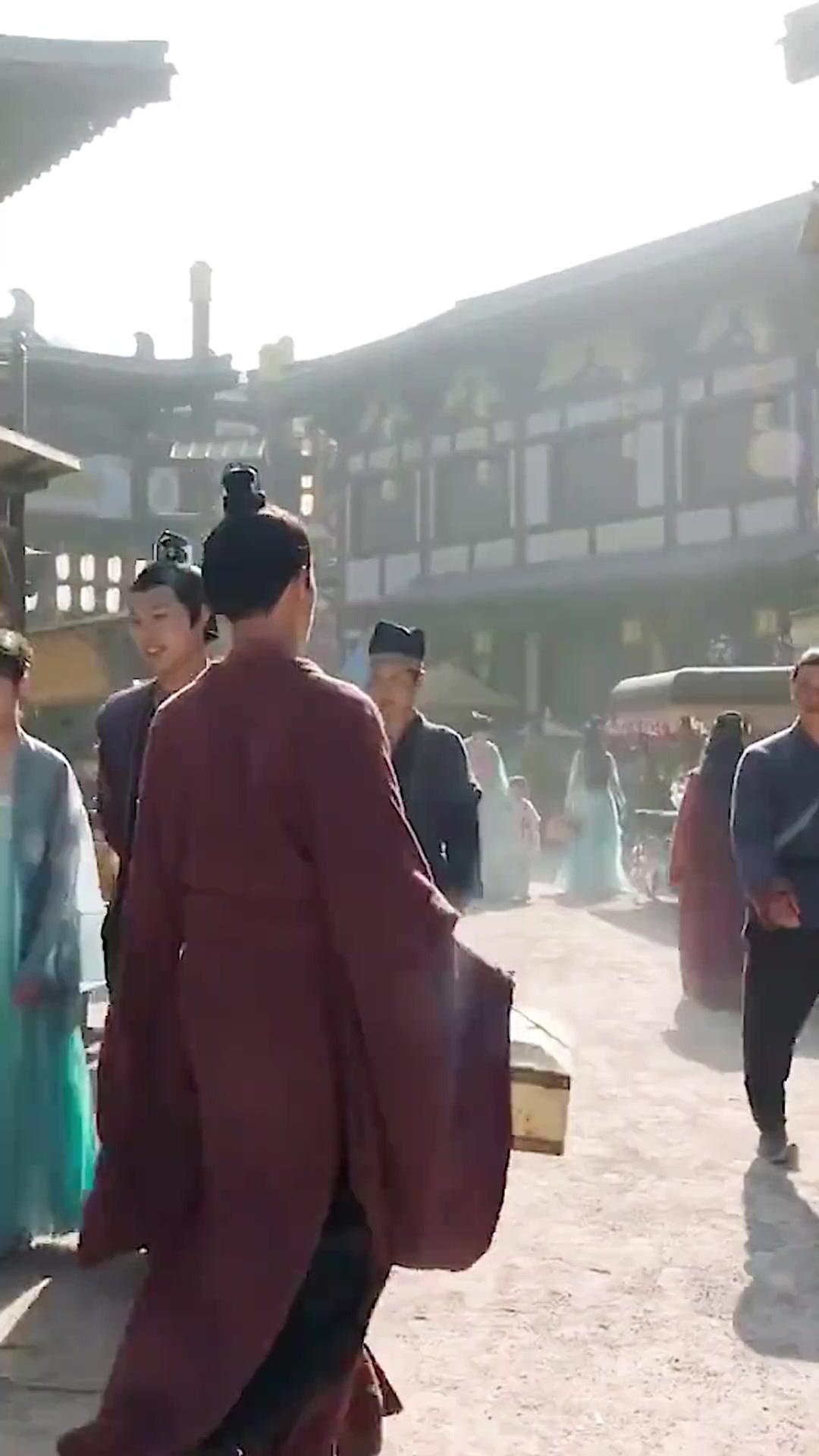 A Gordinha Rejeitada com Sorte de Mestre