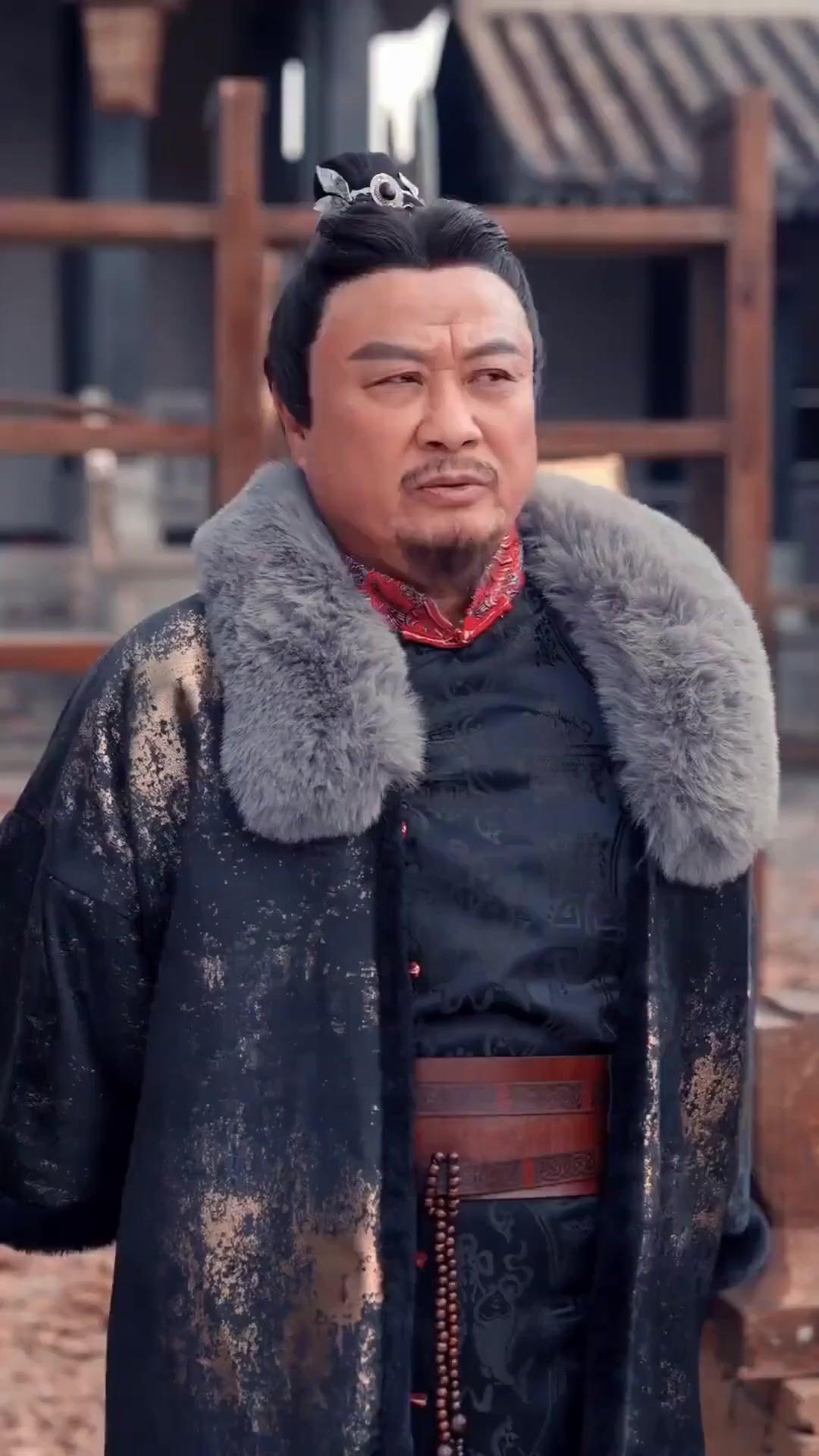 (Doblado)¿El inútil era el forjador invencible?