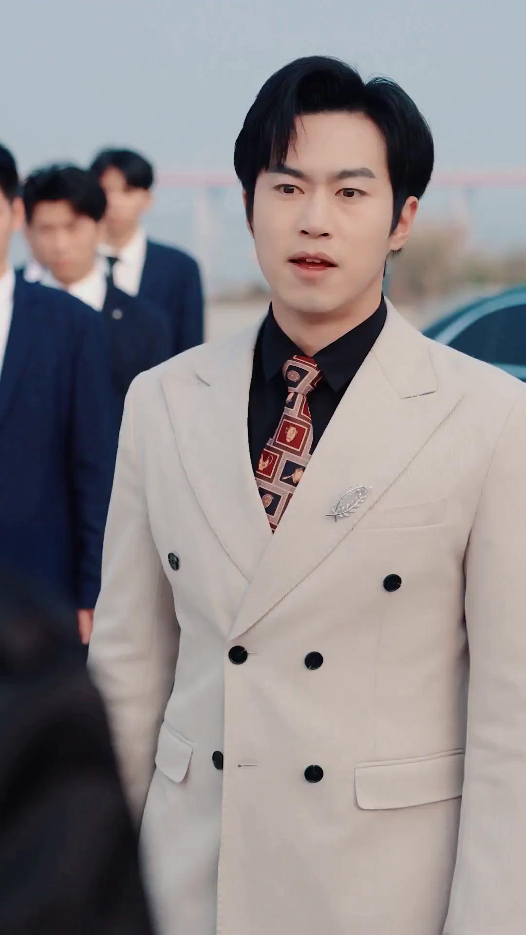 (吹き替え) SSSSS級・獄中龍の帰還無双