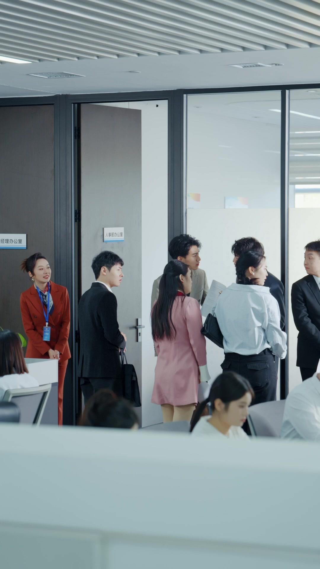 회귀 후, 최고의 비서가 되다