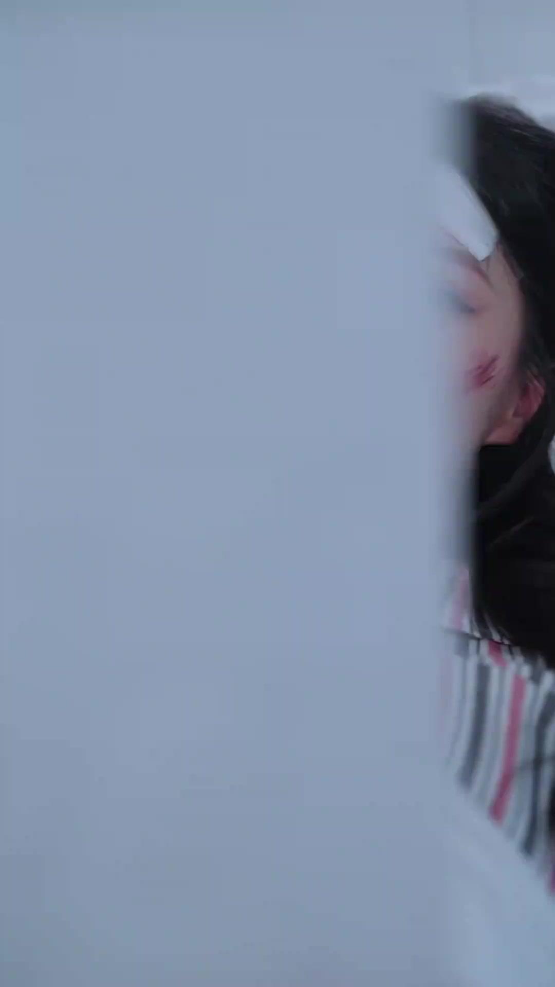 L'amour s'efface, les mots se taisent