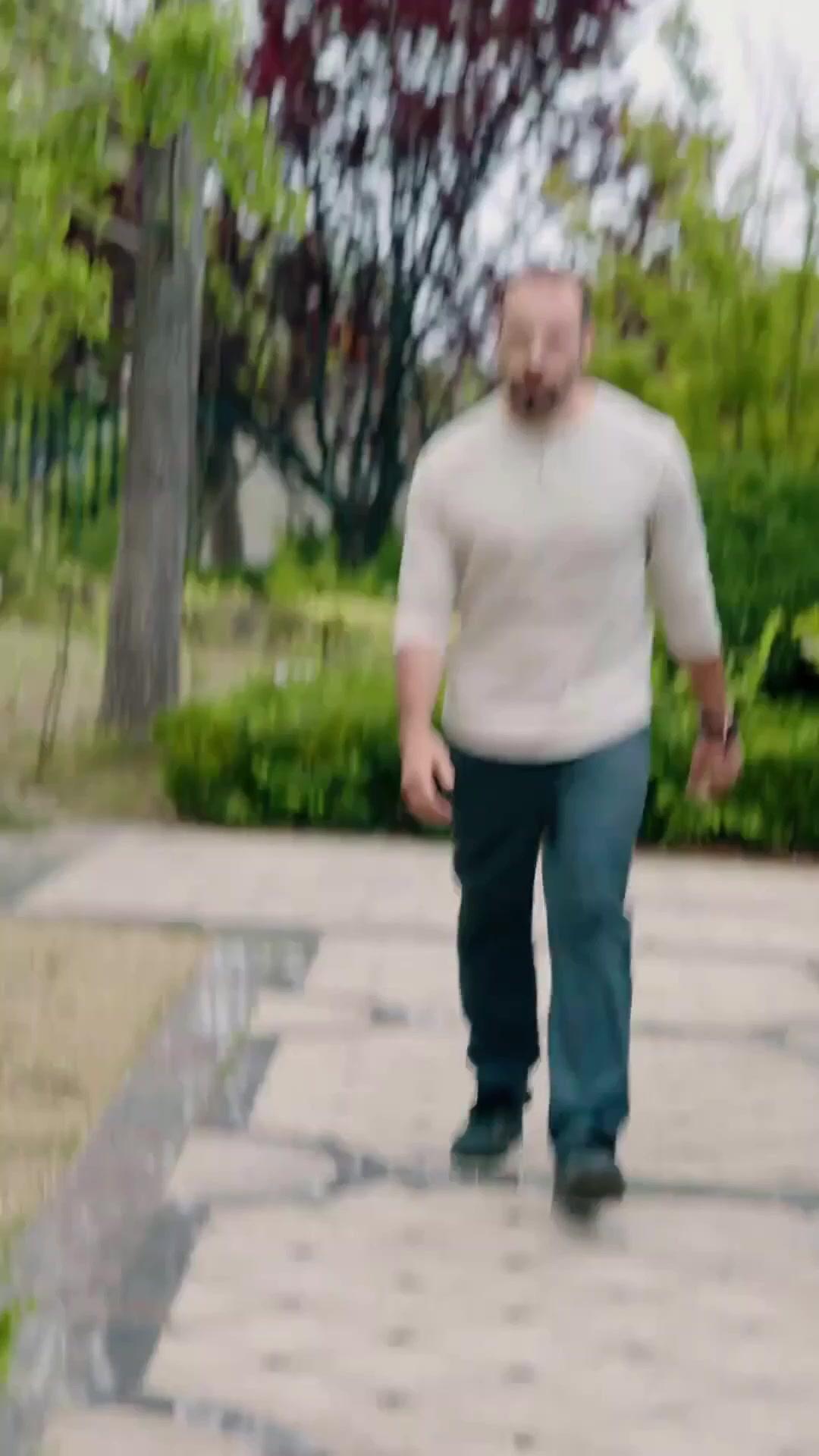 (Doblado) Los puños del engaño