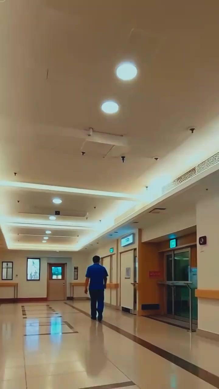 Pregnant with Billionaire's Twins, Love Begins