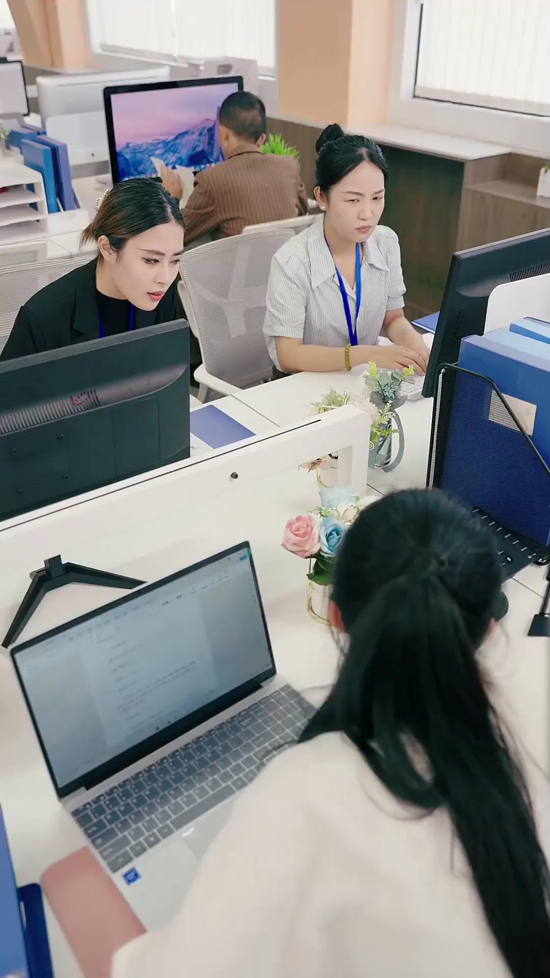 Cinta Salah Sangka CEO