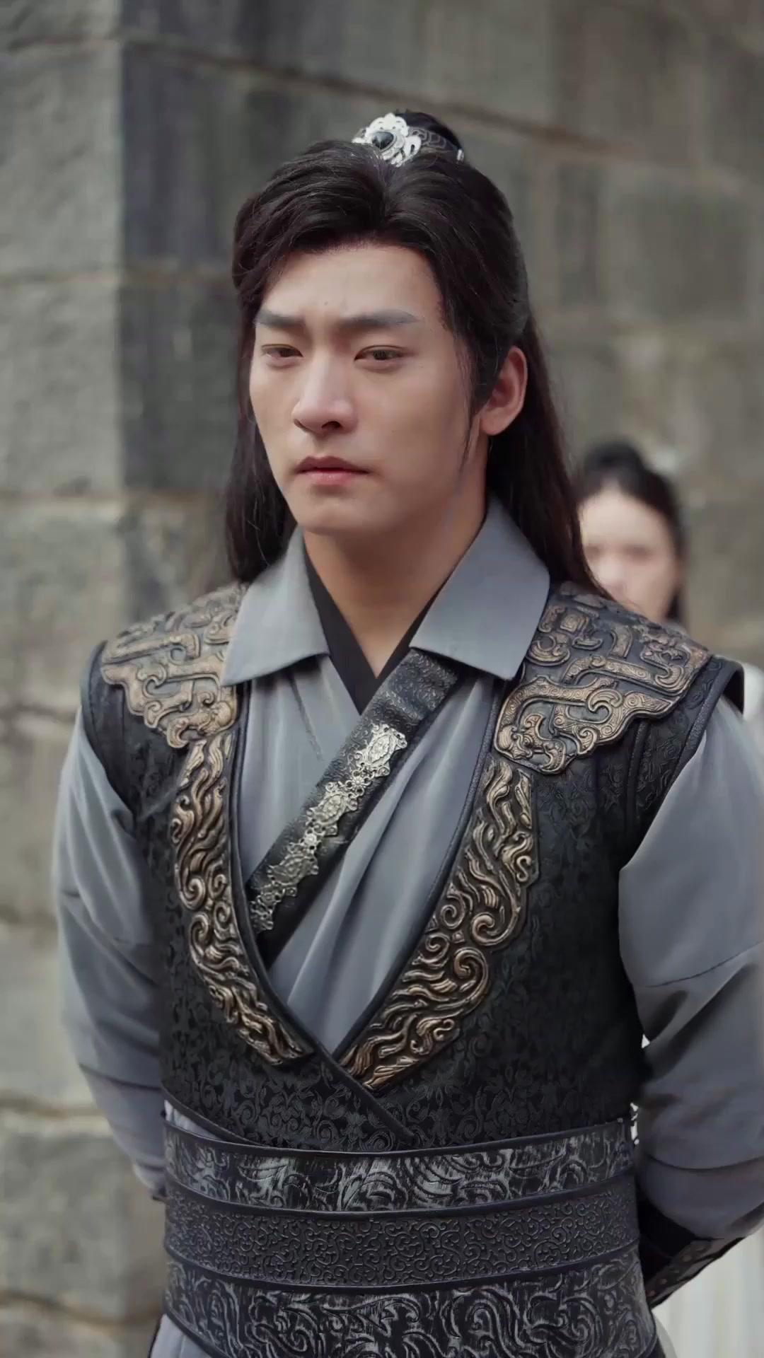  Dari Buangan Menjadi Naga