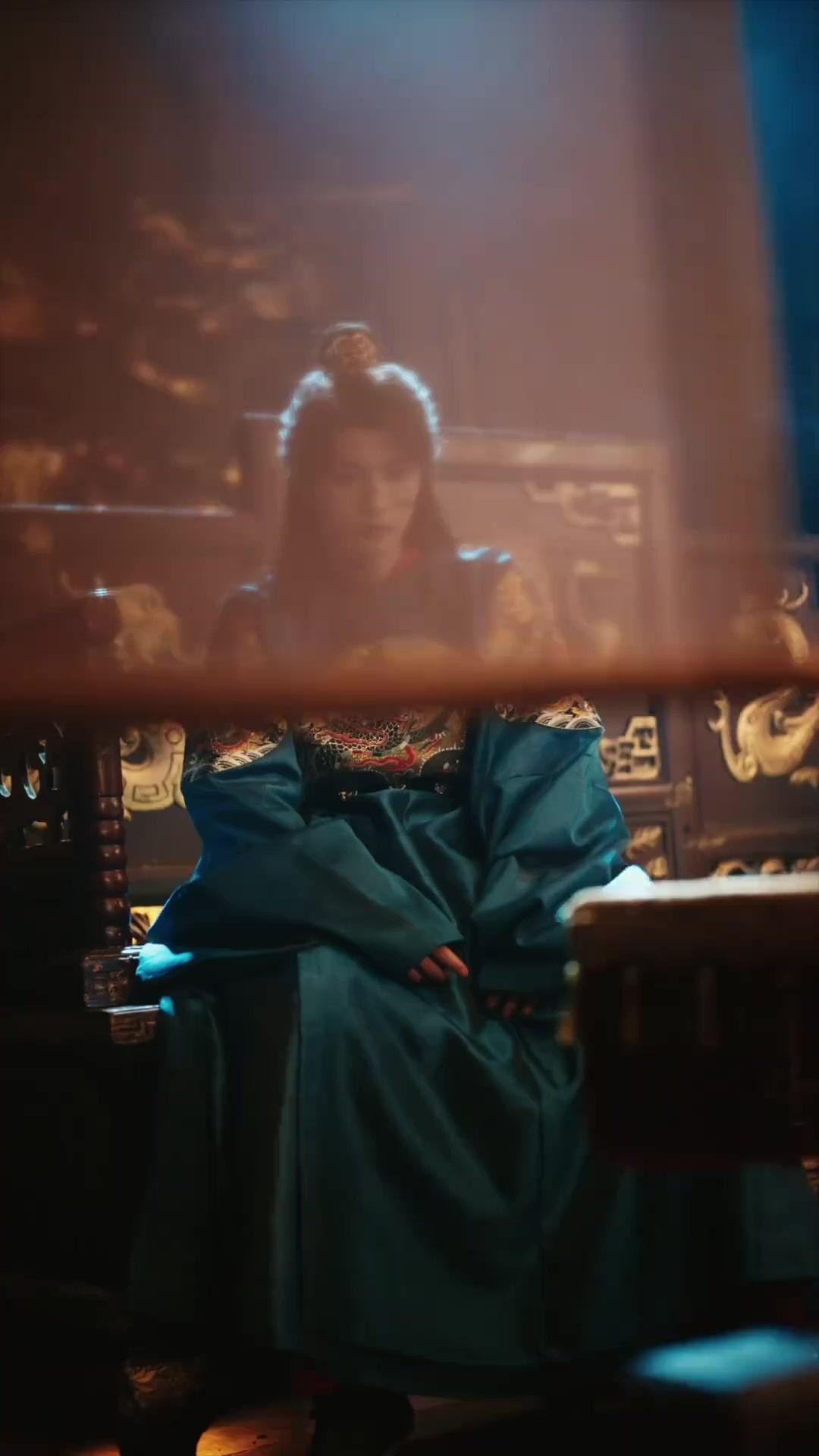 Renascida Das Cinzas