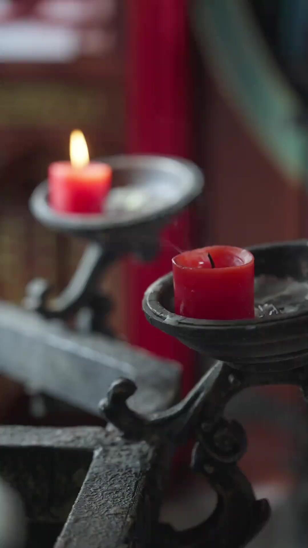 أطياف عشق تجمدت في الثلج