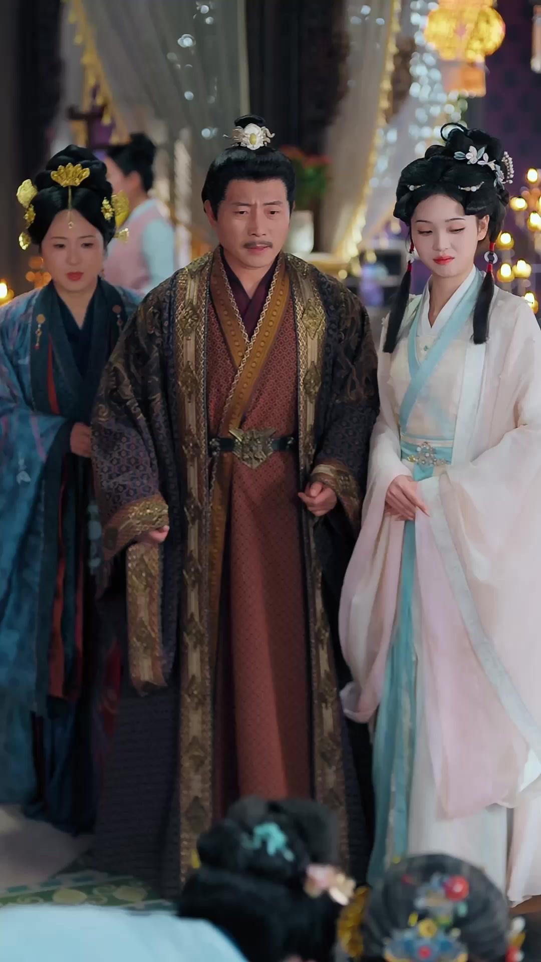 訳あり世子と福運娘～滅びかけ王府を立て直す～