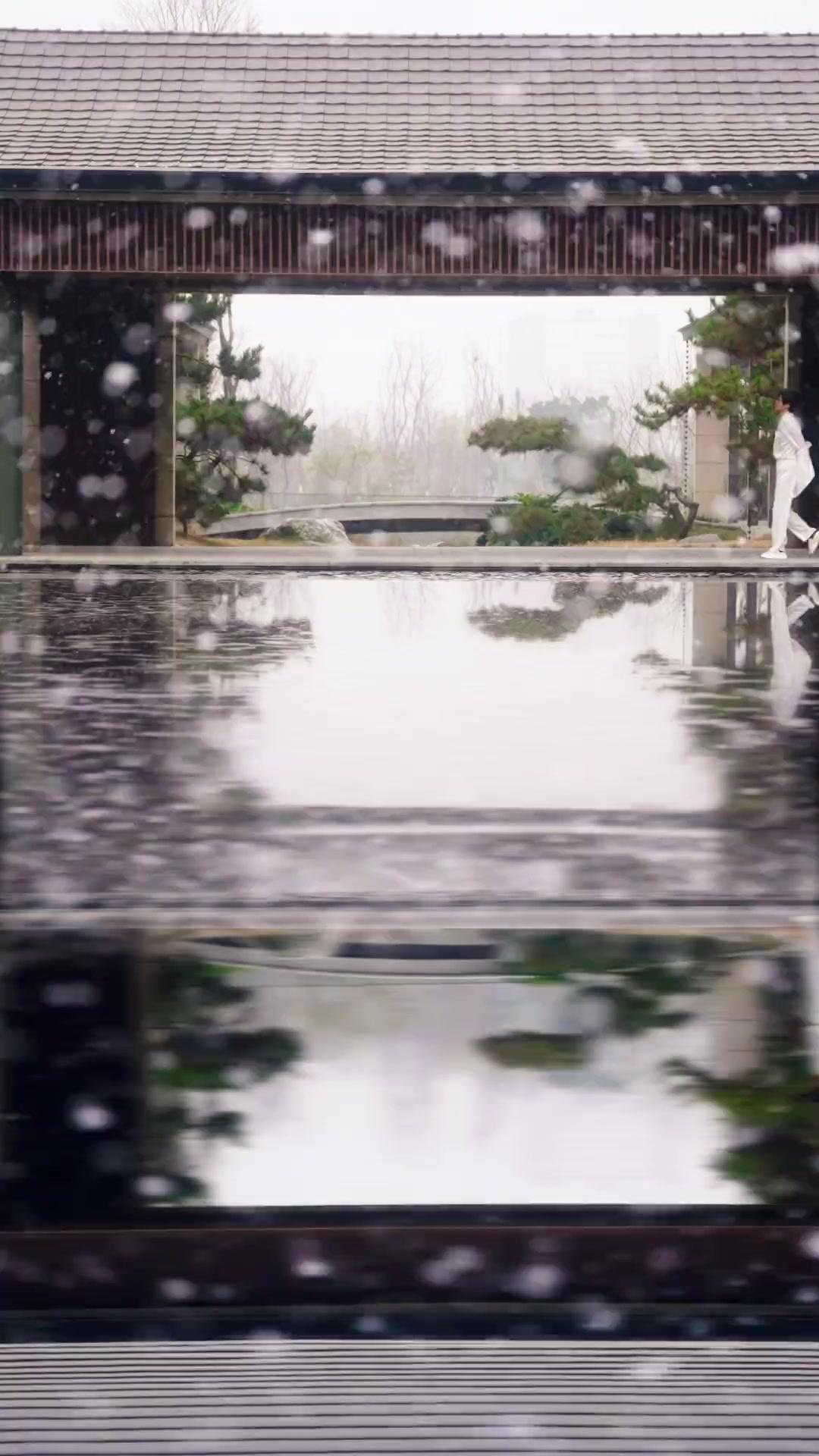 (Doblado) Amor en dos vidas vacías