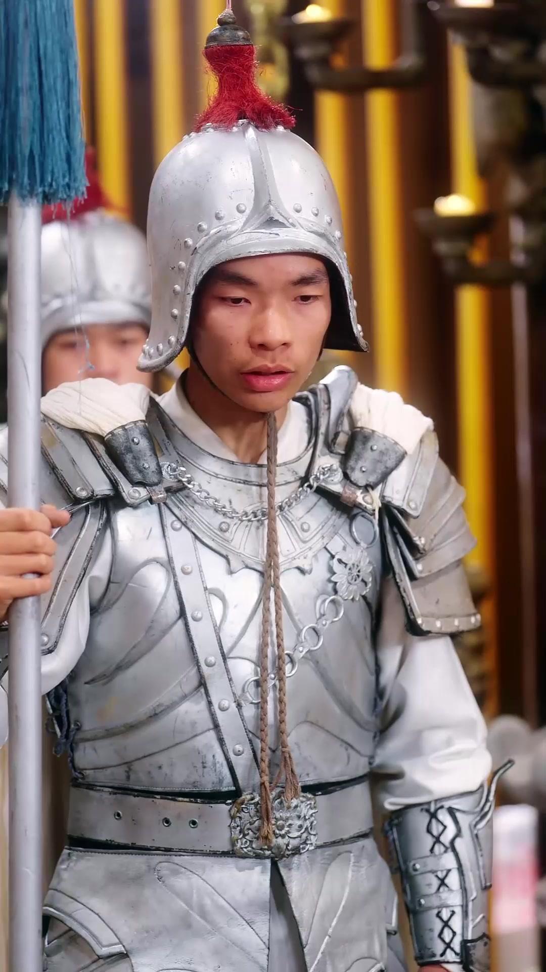 Sonho Escamoso Entre Nuvens