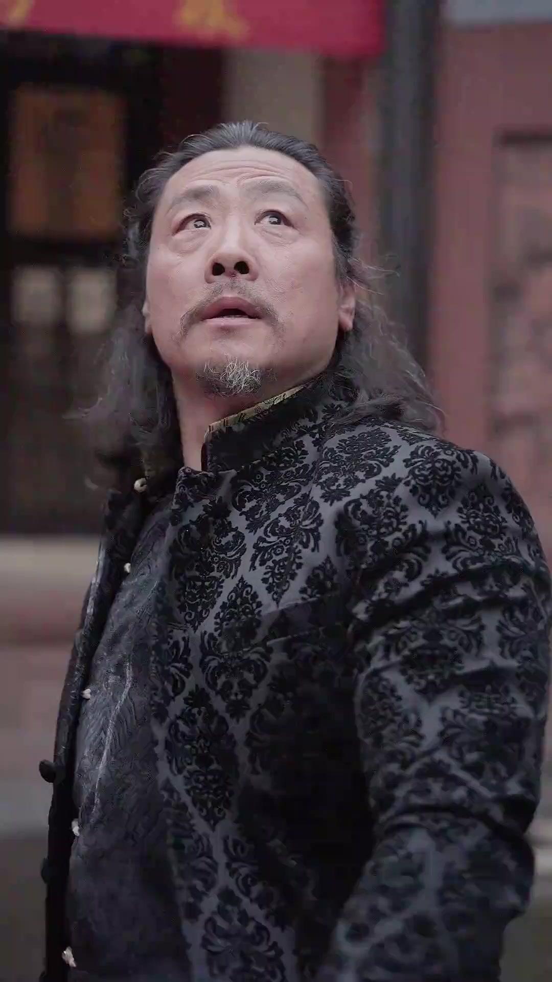 زوجة السمنة وفنون القتال 