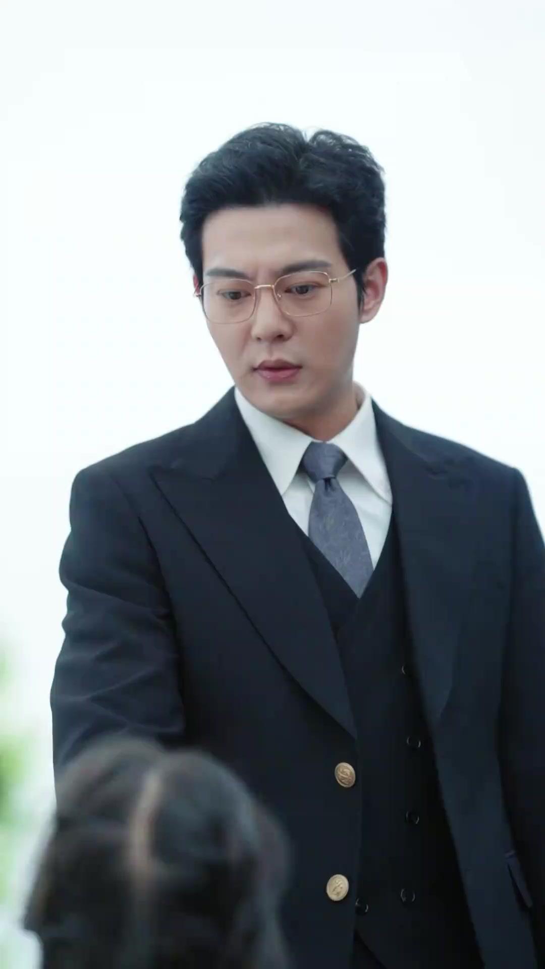 (Doblado) Ocho años de mentiras