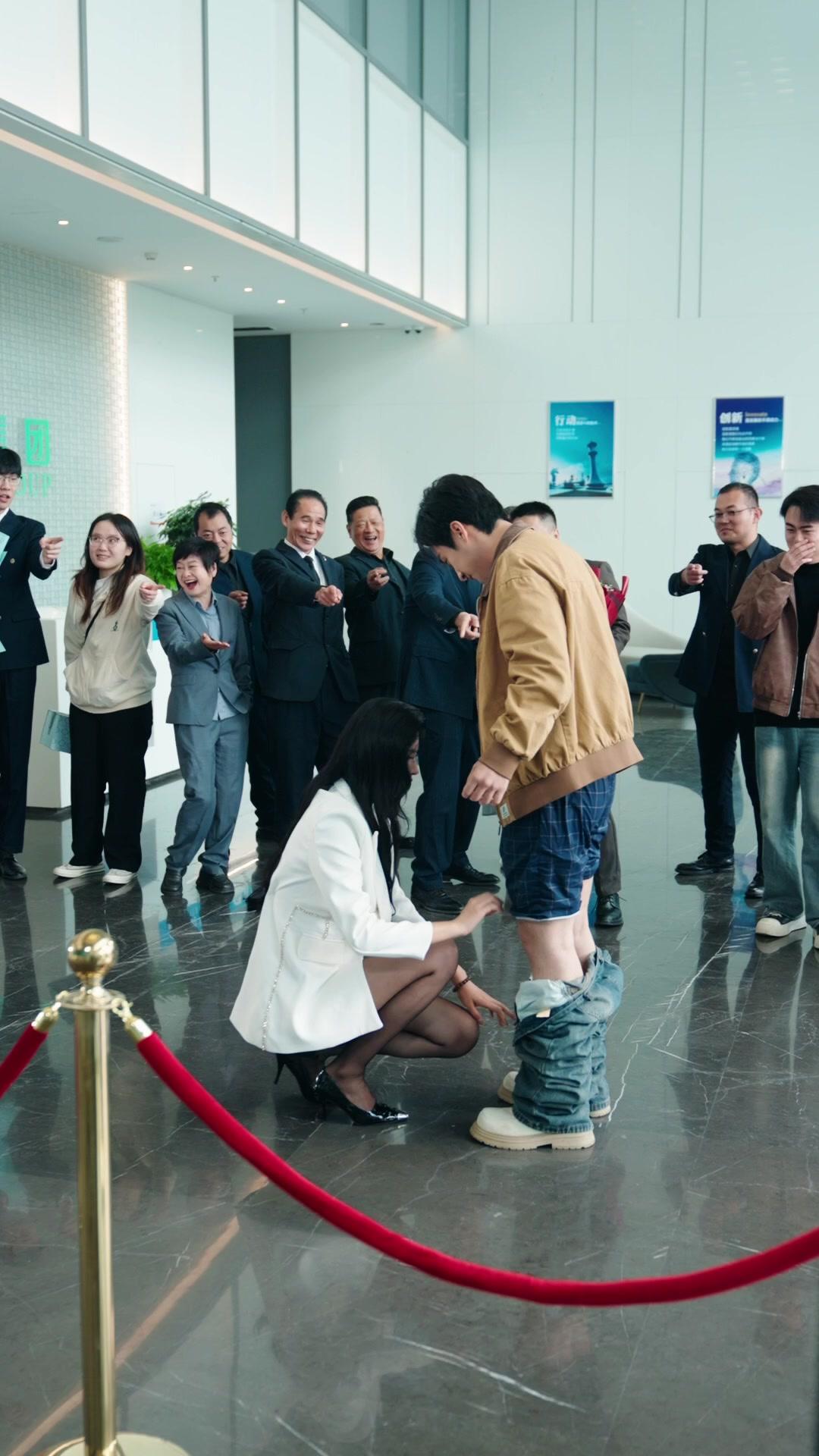 Return of the Hades: Crush Enemies with 7 Sisters