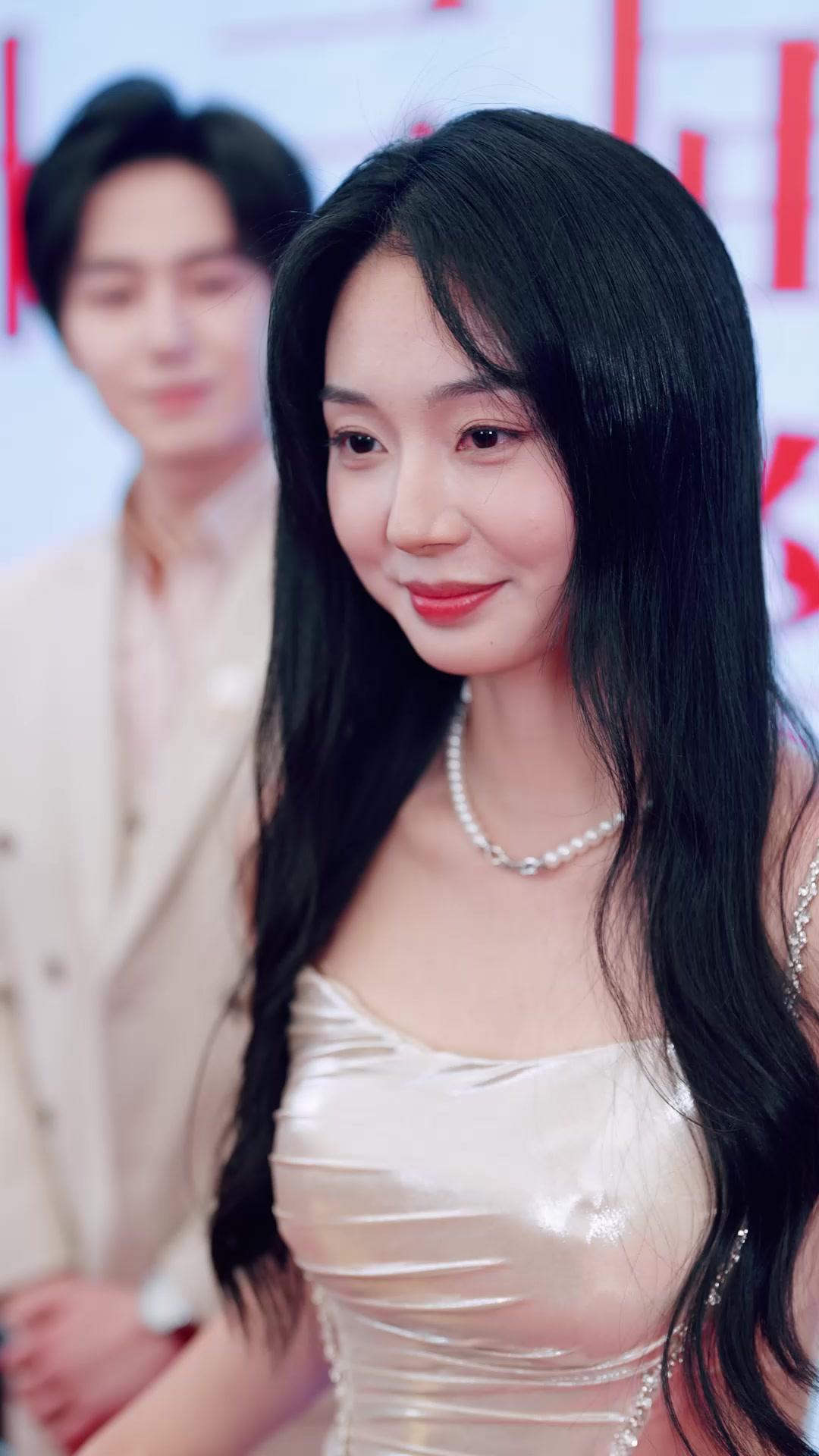 Minha irmã adotiva tirou tudo de mim